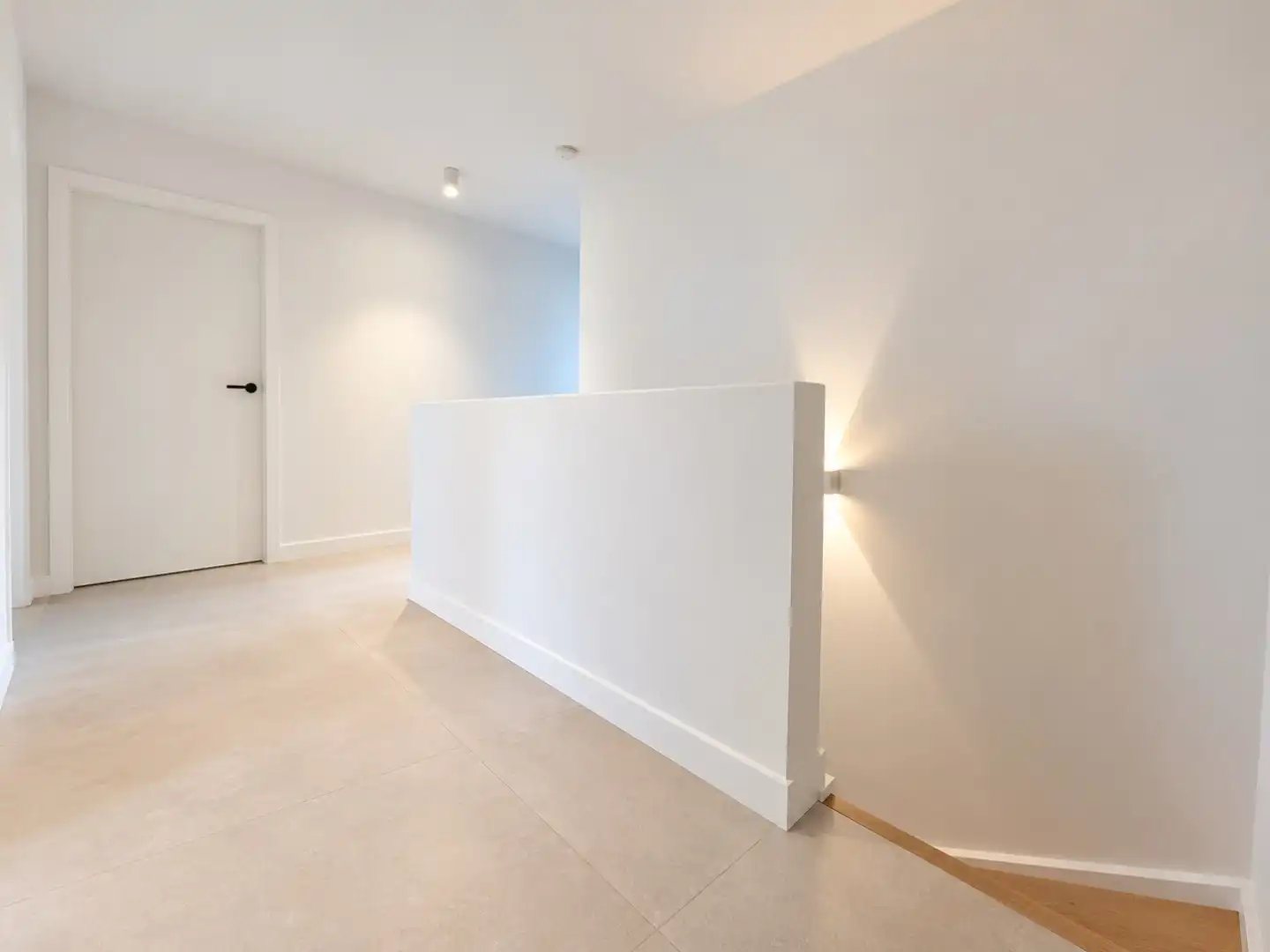 Eigentijds wonen, rustig gelegen. foto 8