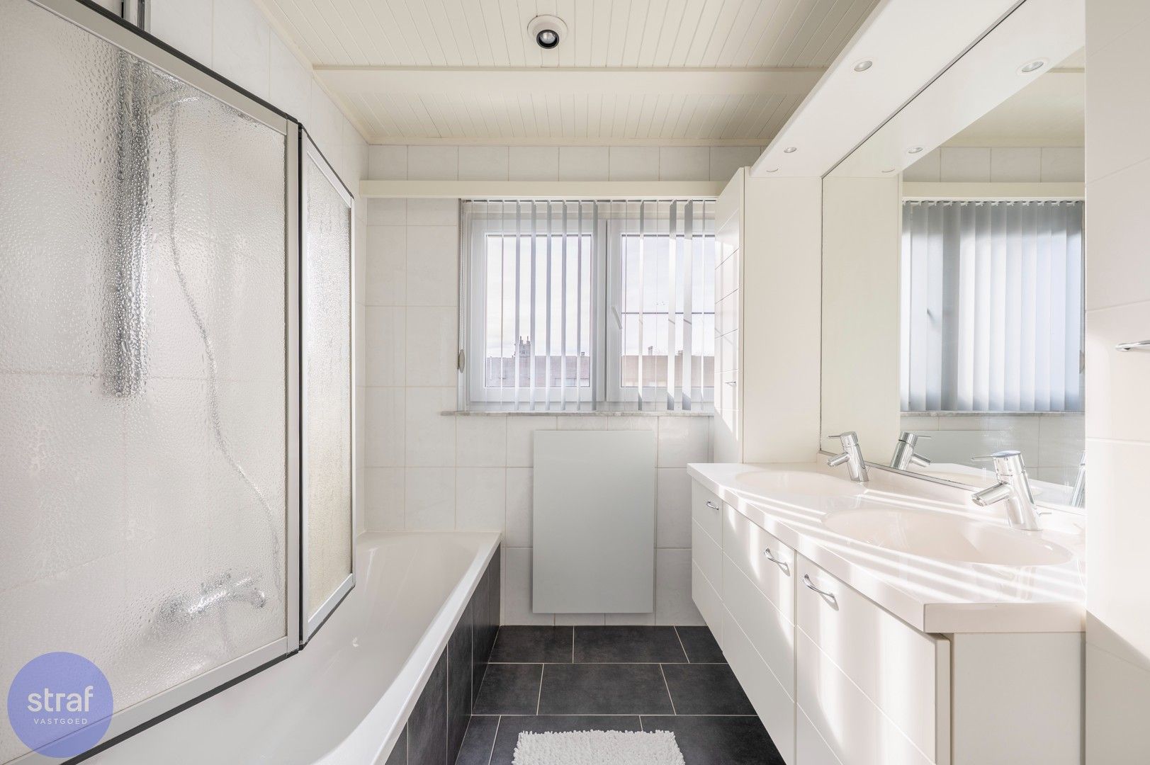 Instapklare beletage met zalige zuid-tuin op een perfecte locatie! foto 12