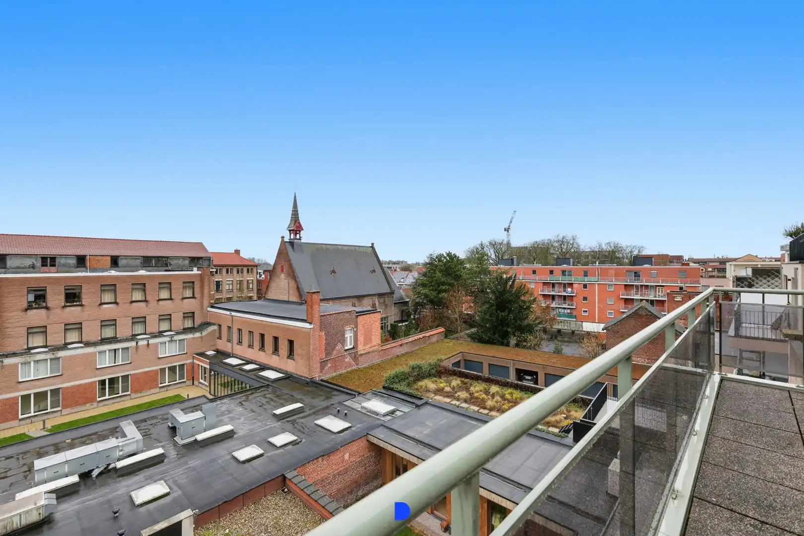 Ruim appartement in het centrum van Roeselare foto 16