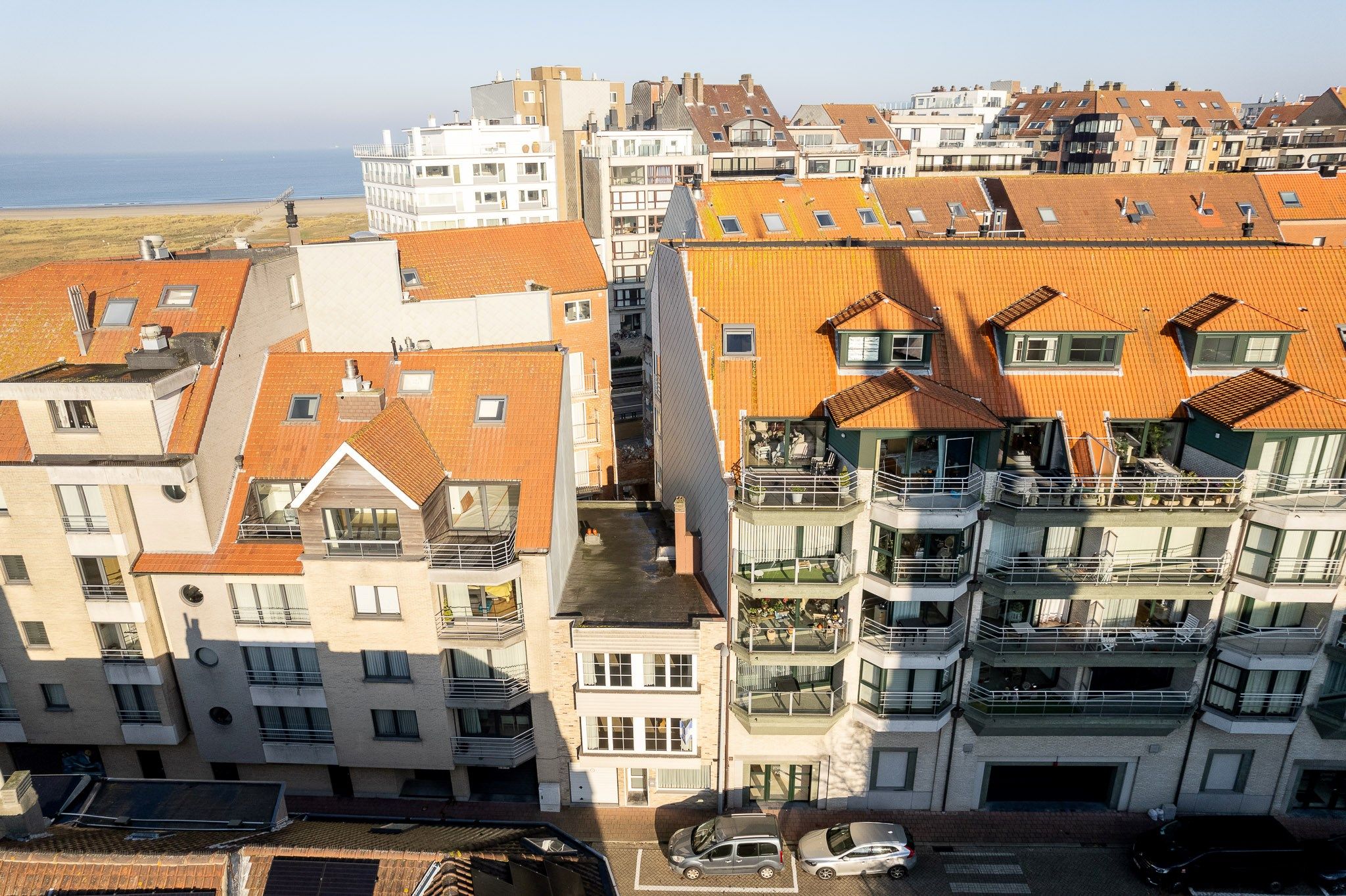 Hoofdfoto van de publicatie: Woning met garage op 150 meter van het strand van Heist