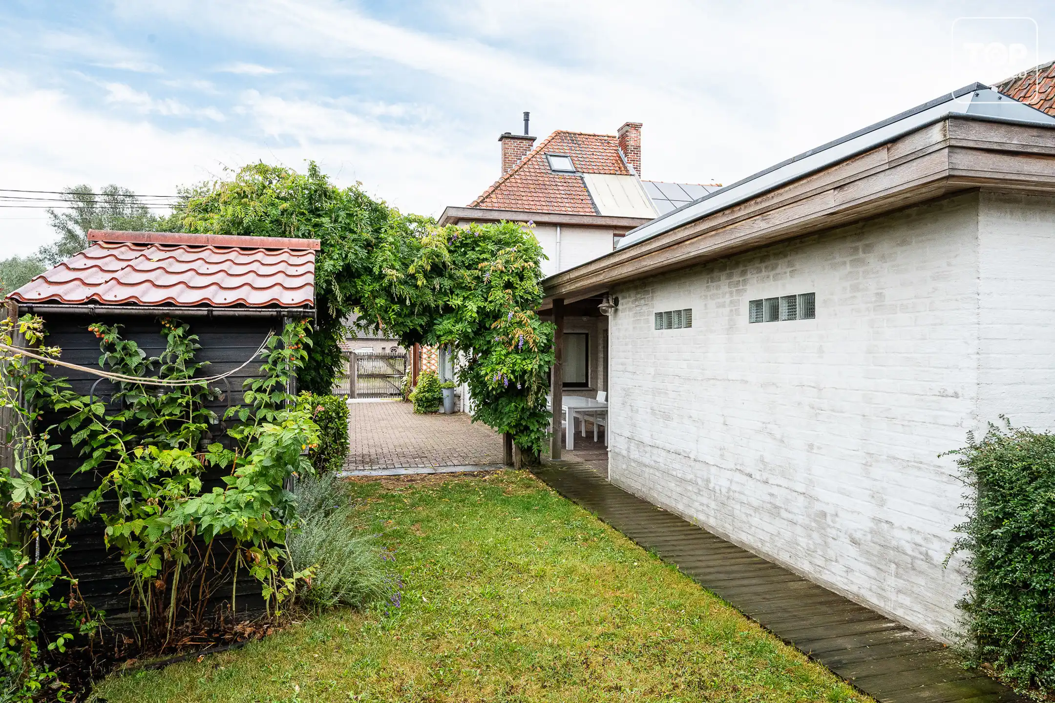 Instapklare woning met 4 slaapkamers op toplocatie in Drongen foto 26