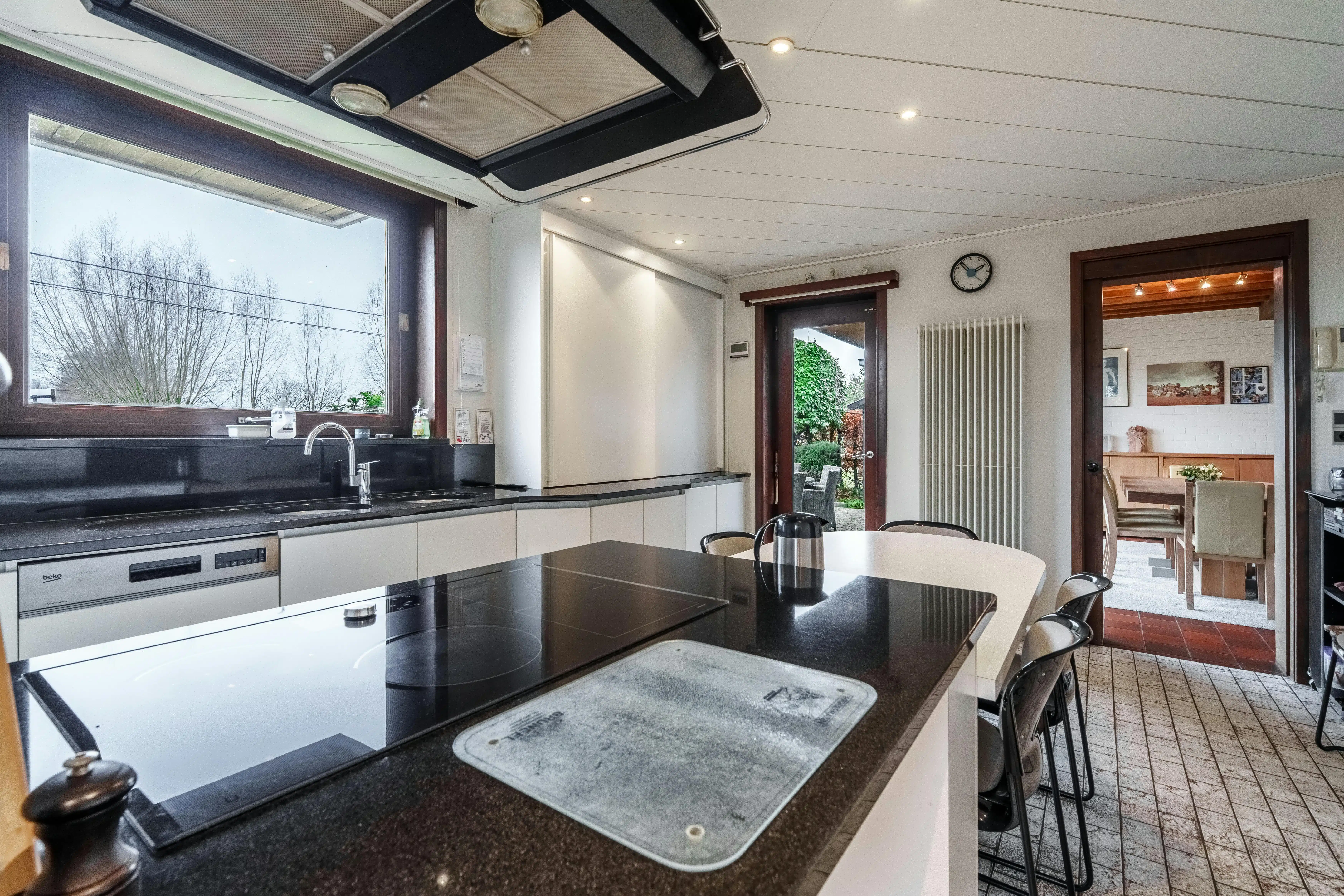 Riante villa met 5 slaapkamers en EPC B te koop in Sint-Jan foto 12