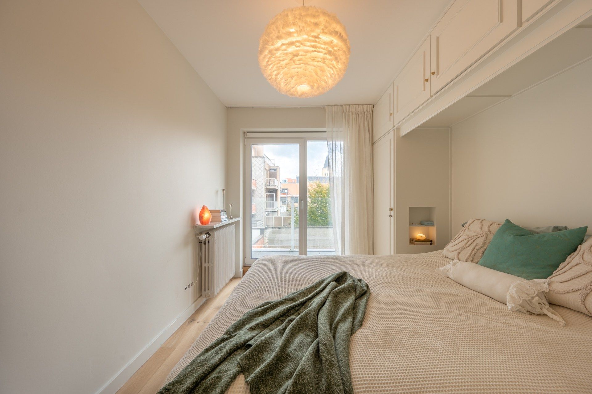 Stijlvol en volledig gerenoveerd appartement op wandelafstand van zee en het commerciële centrum. foto 21