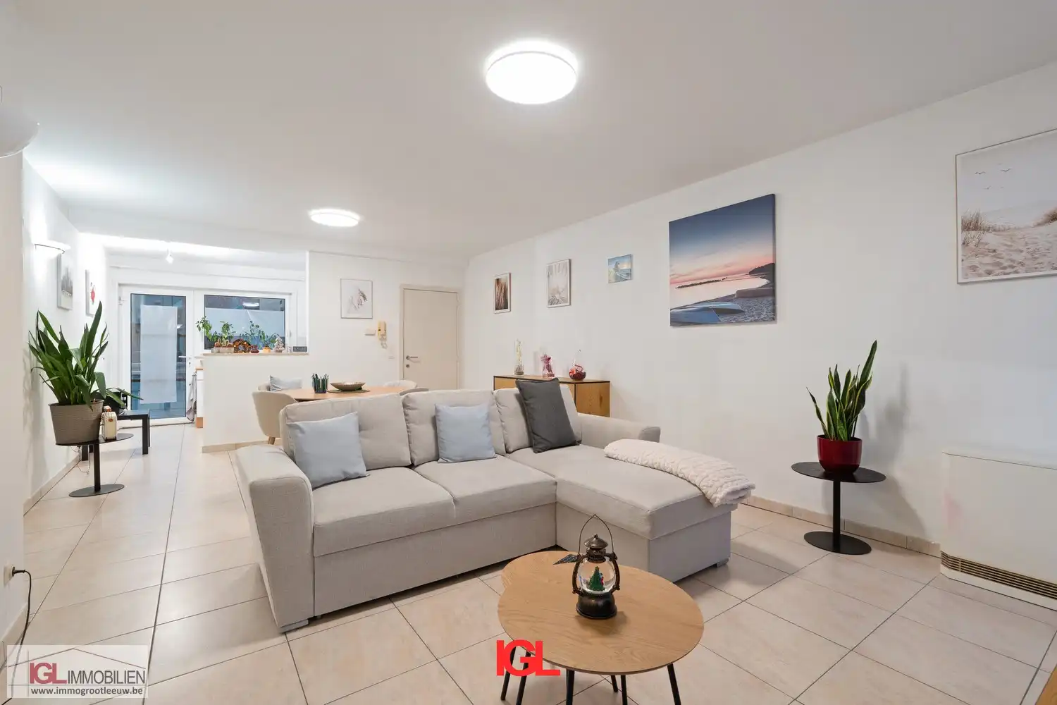 Lichtrijk appartement met 2 slaapkamers en terras te koop op de Rink – centrum Sint-Pieters-Leeuw foto 3