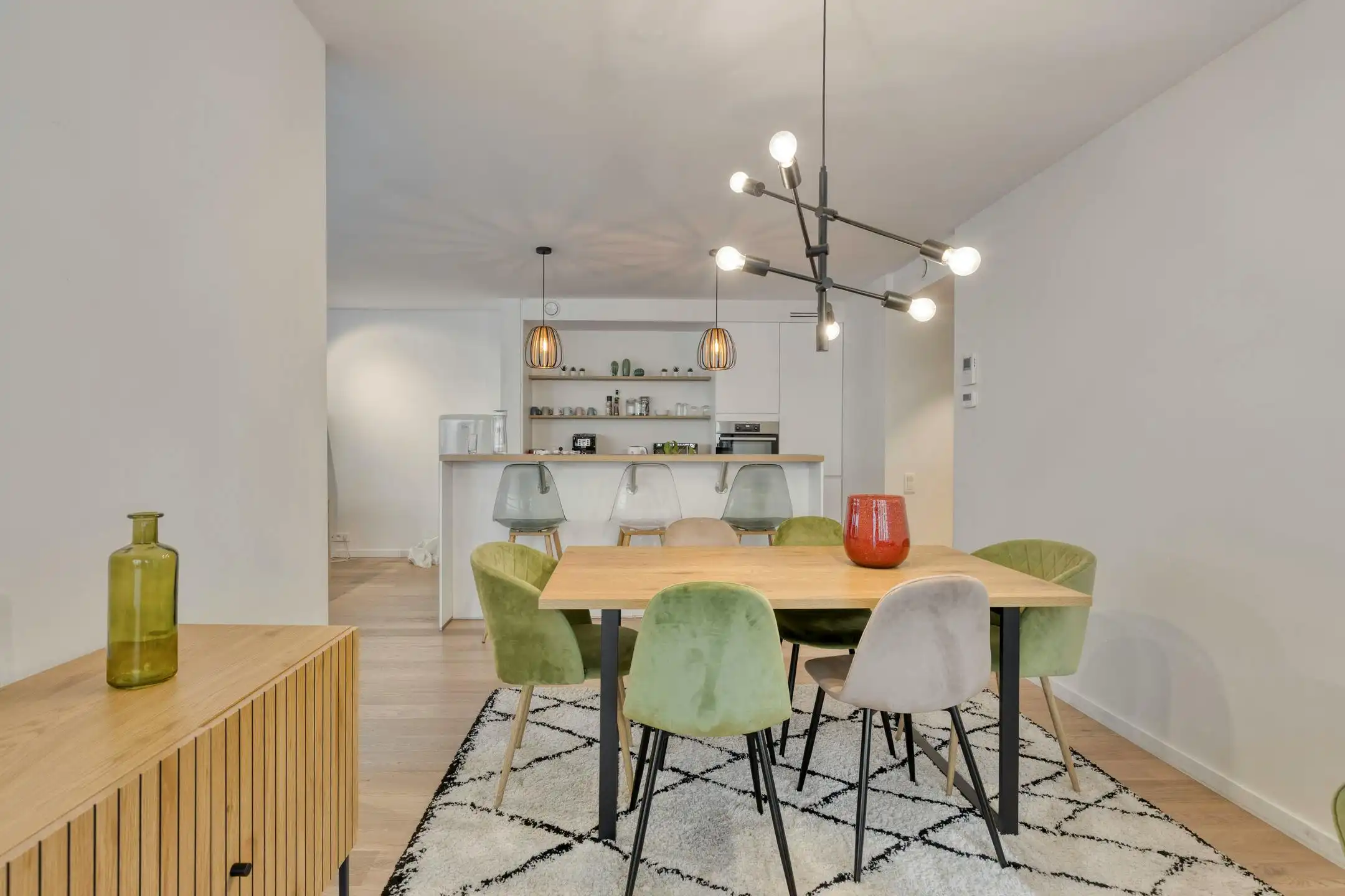 Modern en prachtig afgewerkt appartement in hartje Roeselare foto 12