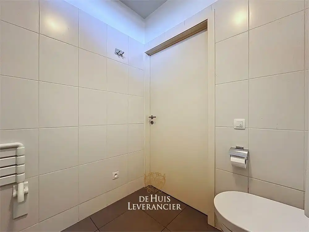 Luxueuze serviceflat met 1 slpk en ruim terras foto 18