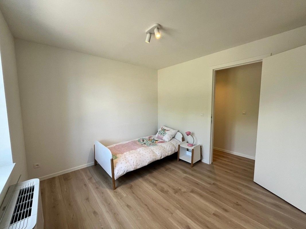Moderne nieuwbouwwoningen met hedendaags comfort te Puurs- Sint- Amands. foto 10