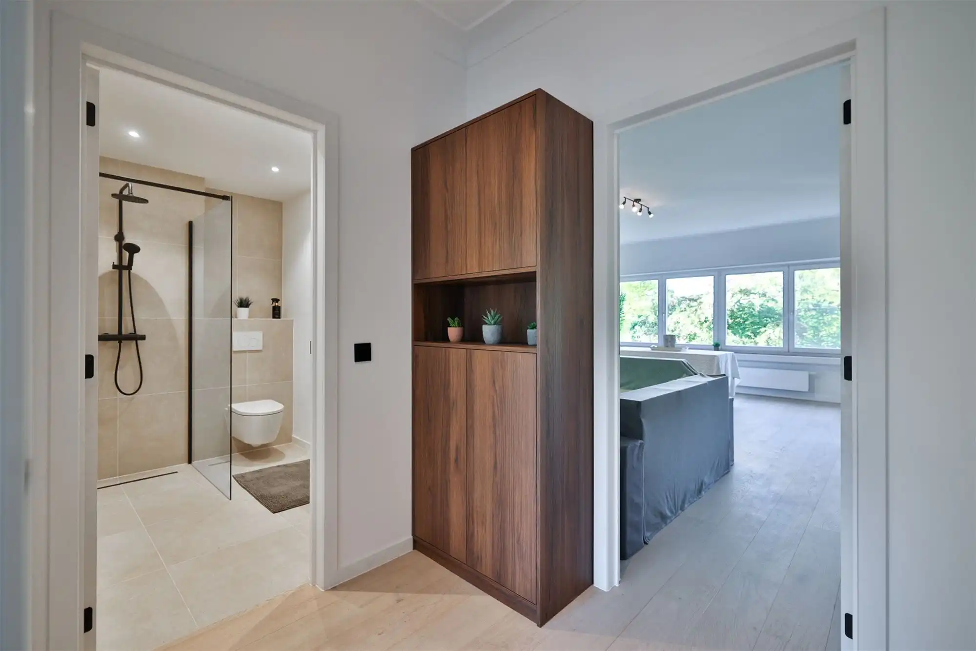 knap vernieuwd 3-slpkamer duplex appartement mét grote tuin foto 5