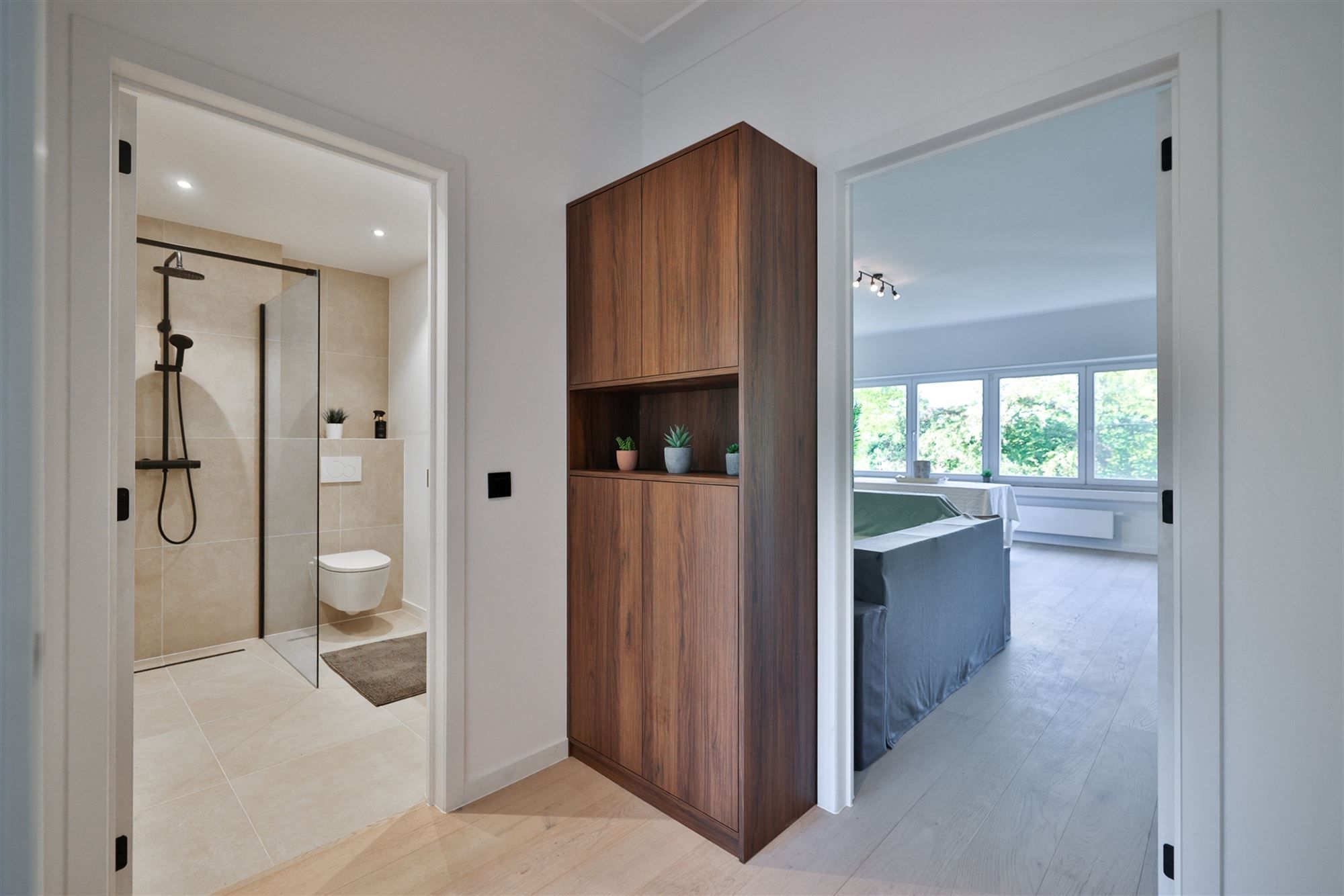 knap vernieuwd 3-slpkamer duplex appartement mét grote tuin foto 5