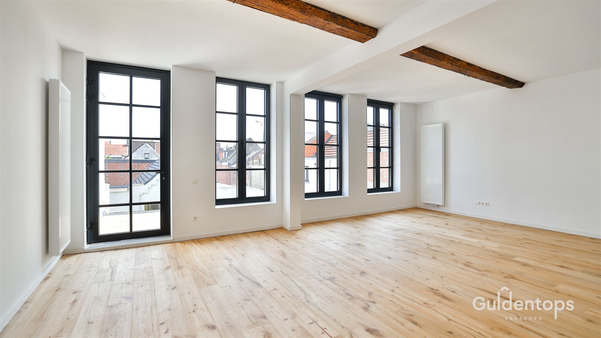 Knap volledig vernieuwd appartement met zalig terras foto 9