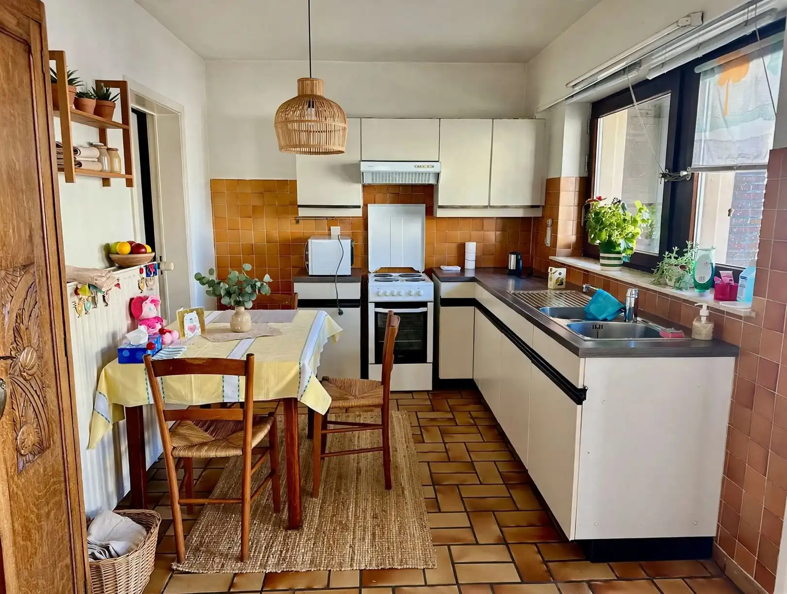 Appartement TE HUUR met garage te Oudenaarde foto 4