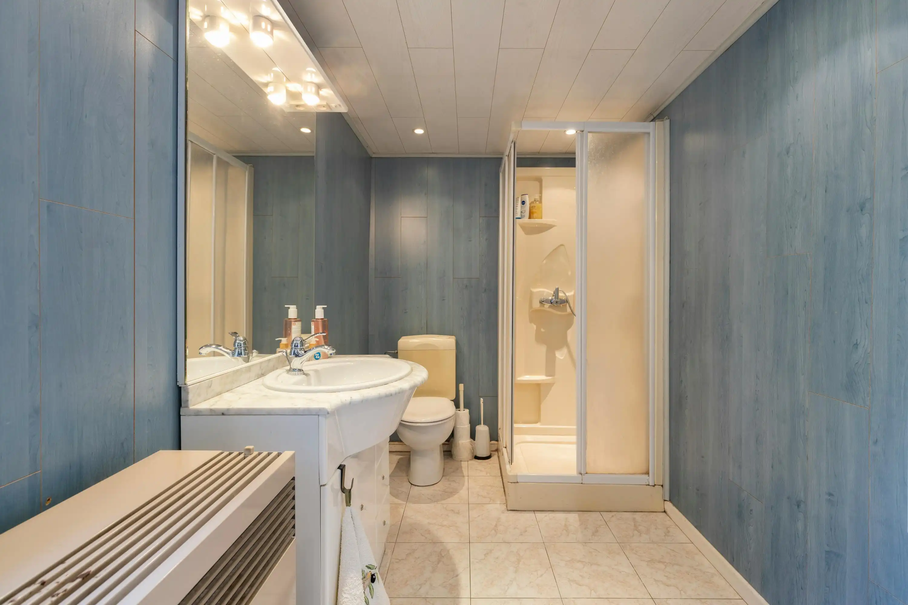 Te renoveren woning met leuke stadstuin in centrum Drongen foto 8