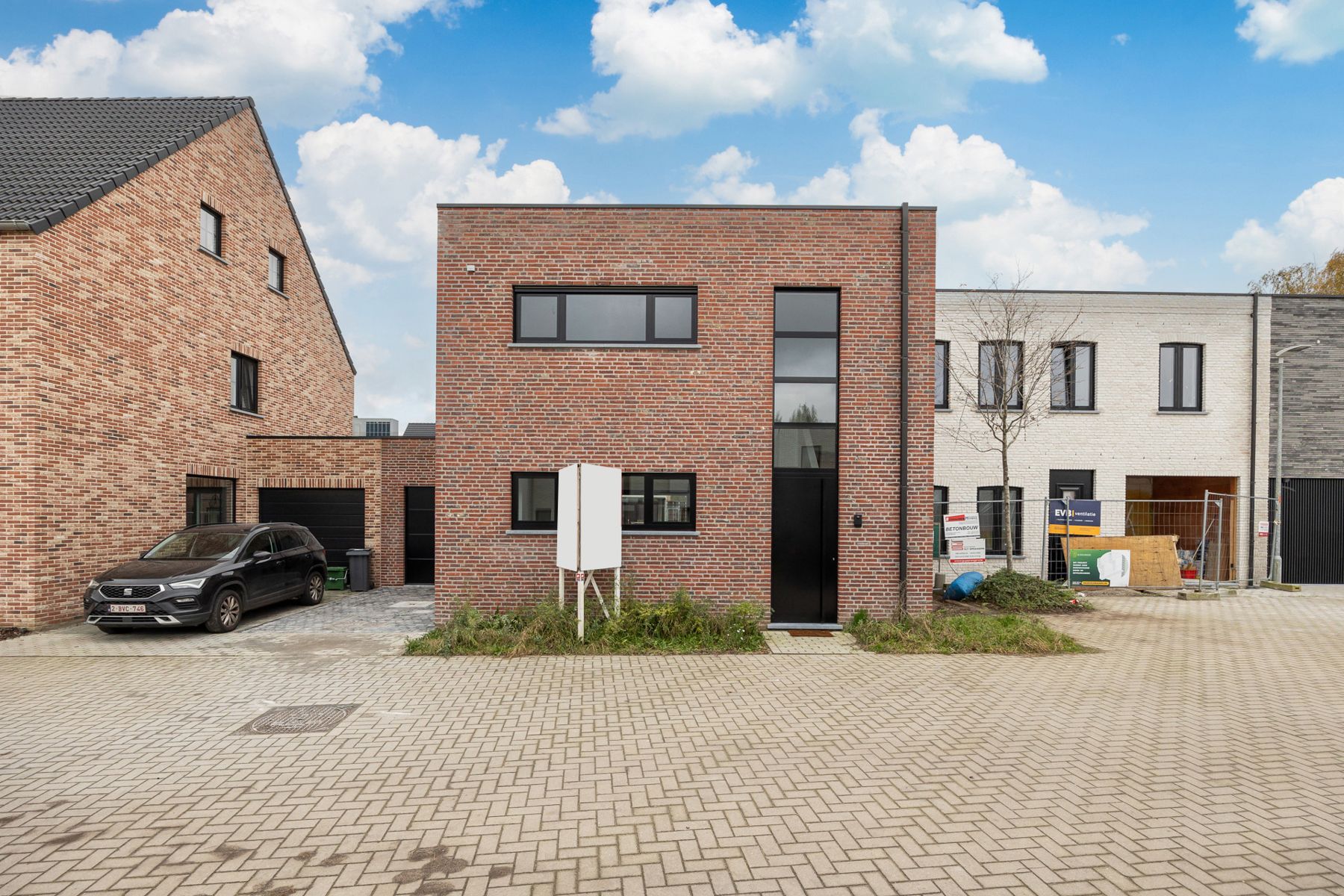 Moderne, energiezuinige woning nabij centrum van Hoogstraten foto 2