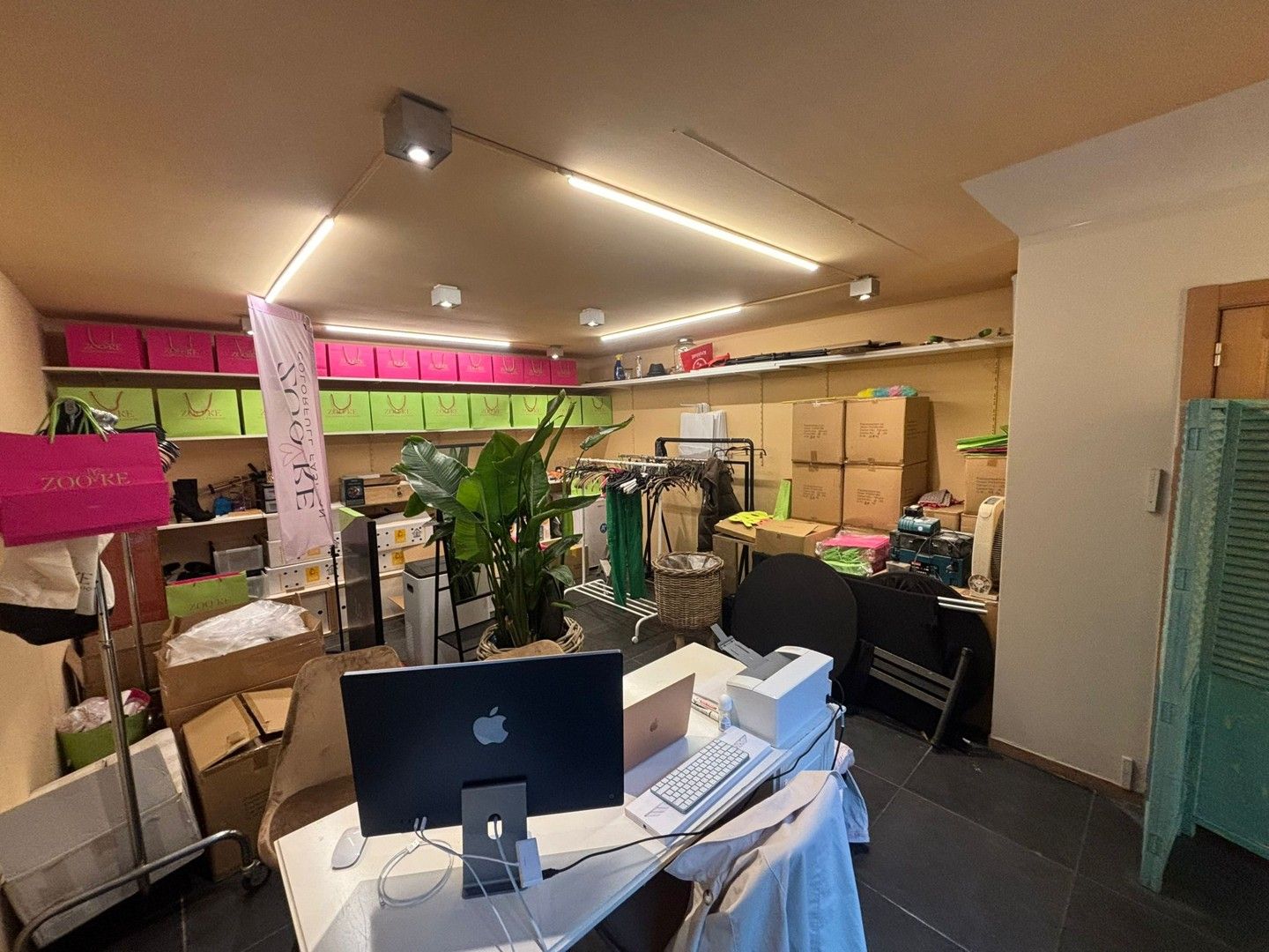 POP-UP WINKEL IN CENTRUM BRASSCHAAT foto 8