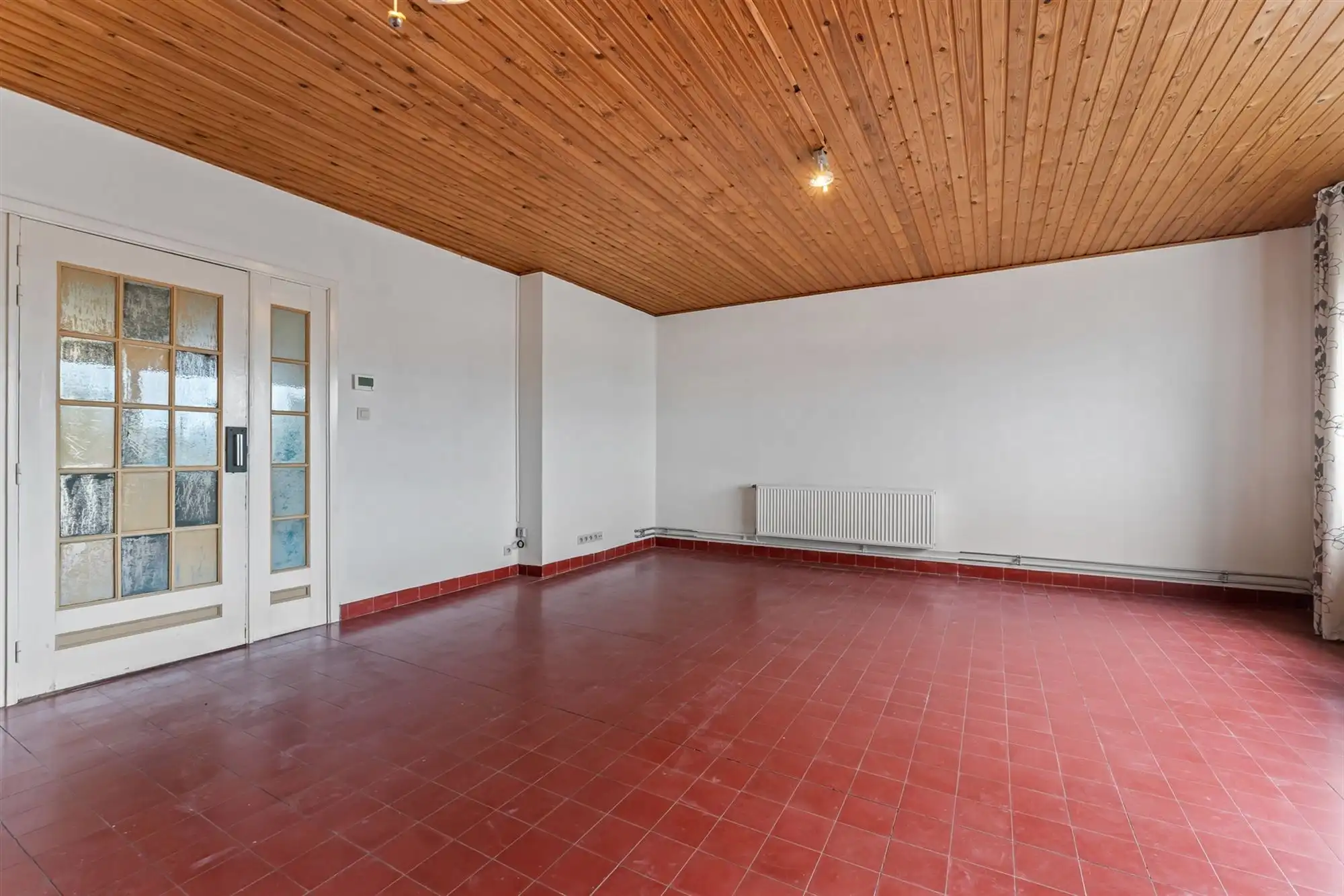 OP TE FRISSEN APPARTEMENT MET 3 SLAAPKAMERS IN DE NABIJHEID VAN HET CENTRUM VAN LEOPOLDSBURG foto 5