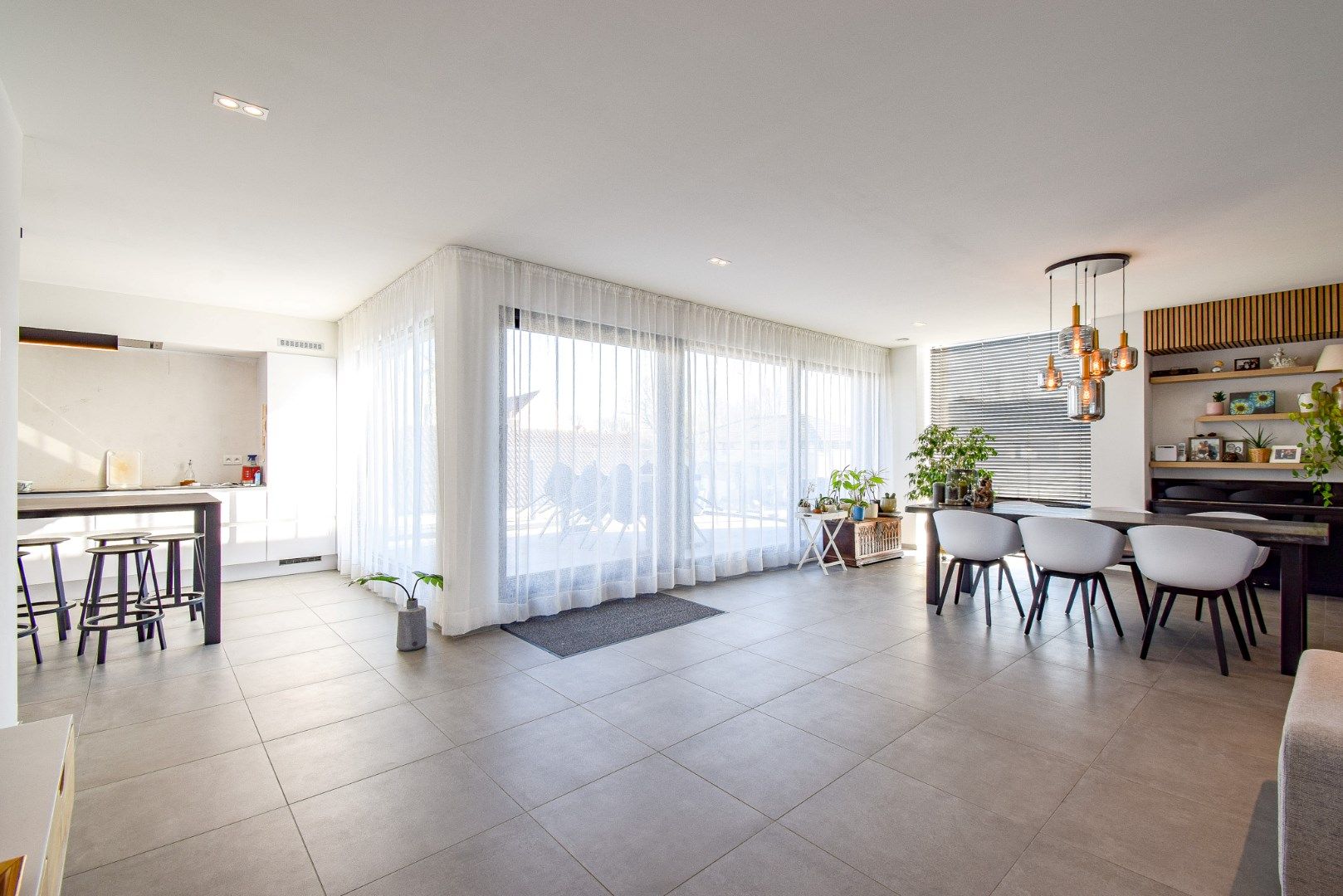 Ruim en energiezuinig luxe-appartement foto 8