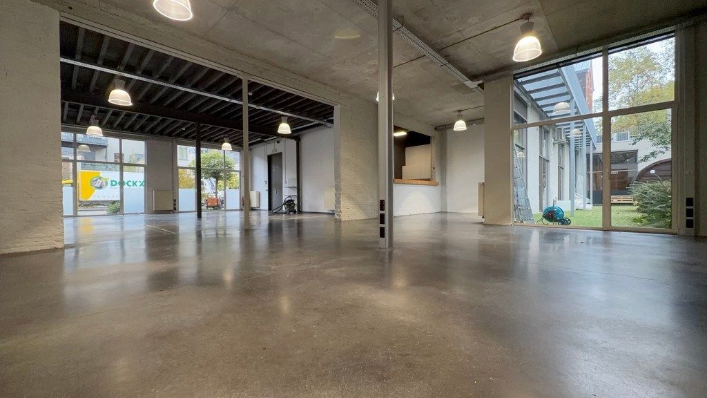 Instapklaar kantoor te huur in wijk Zurenborg te Antwerpen foto 9