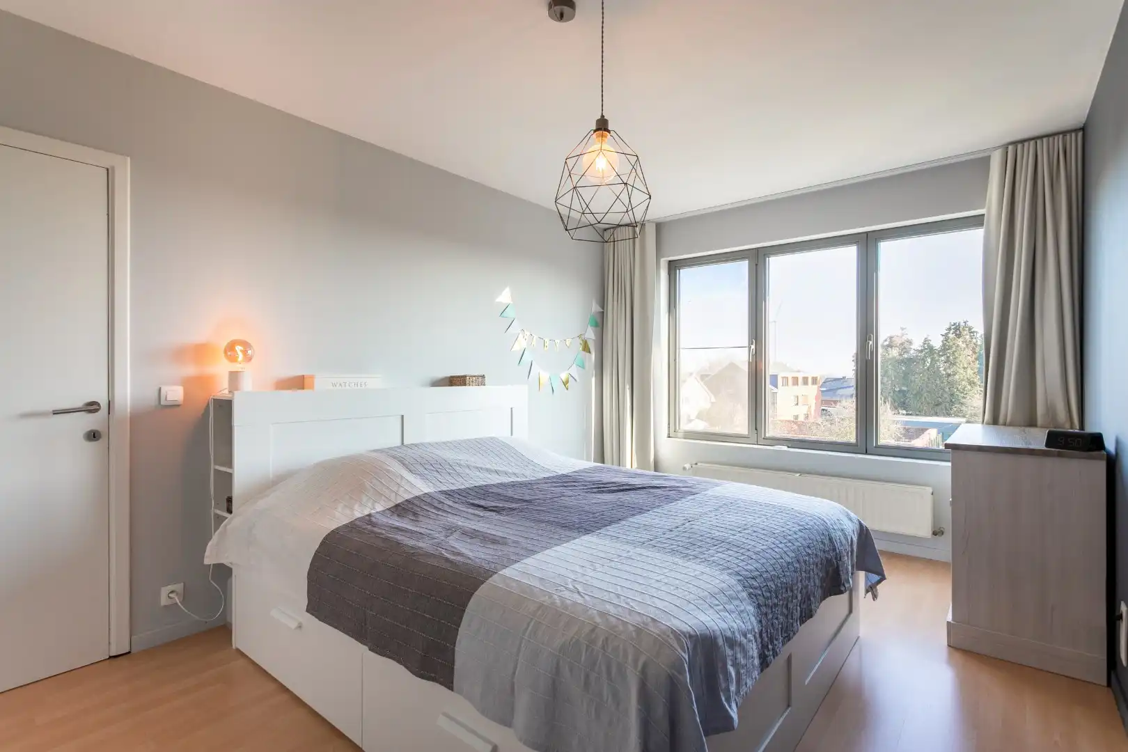 Bel-étage te koop met 3 slpks, terras en garage foto 18