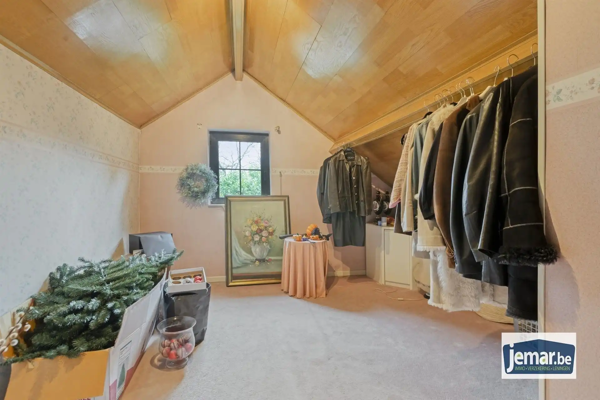 Vrijstaande villa van 306 m² op 17a95ca, gelegen vlak bij Connecterra, de toegangspoort tot het Nationaal Park Hoge Kempen, en op wandelafstand van Maasmechelen Village! foto 22