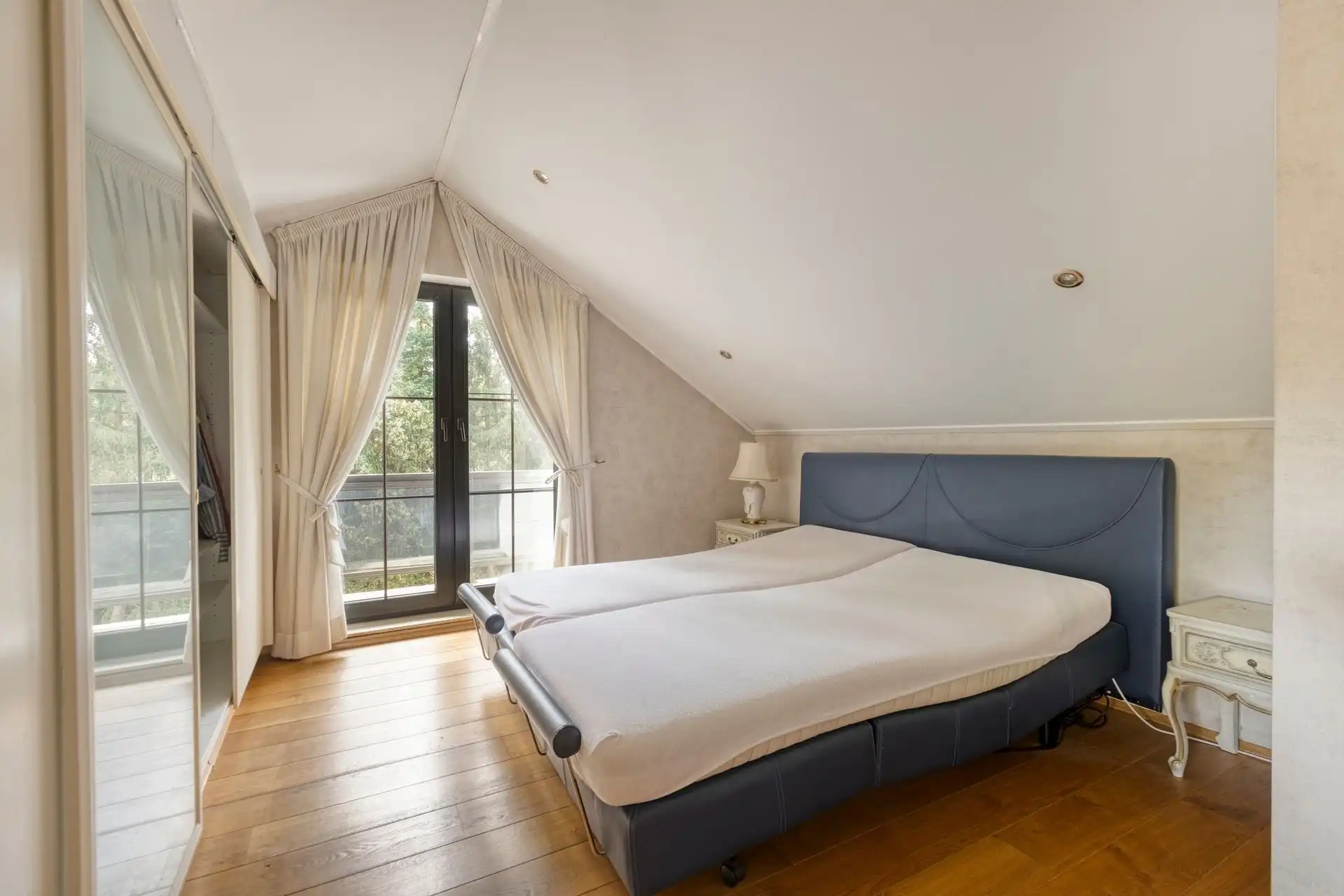 Vrijstaande villa van 306 m² op 17a95ca, gelegen vlak bij Connecterra, de toegangspoort tot het Nationaal Park Hoge Kempen, en op wandelafstand van Maasmechelen Village! foto 22