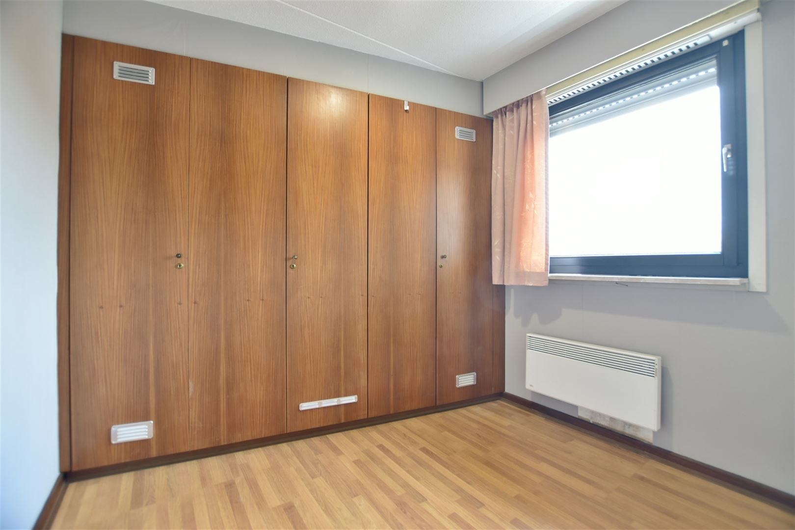 Instapklaar, recent vernieuwd appartement in Sint-Gillis (Dendermonde) foto 11