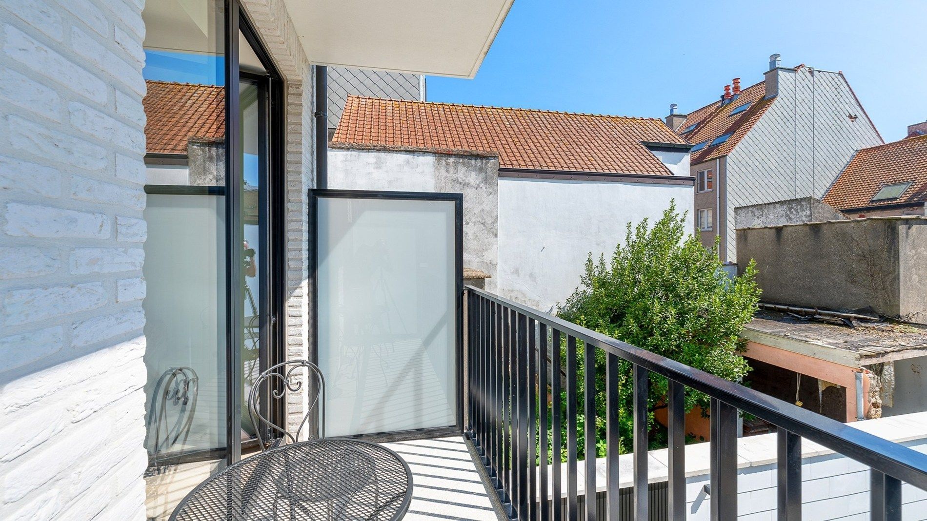 Nieuw appartement met 2 slaapkamers centraal gelegen te Heist foto 14