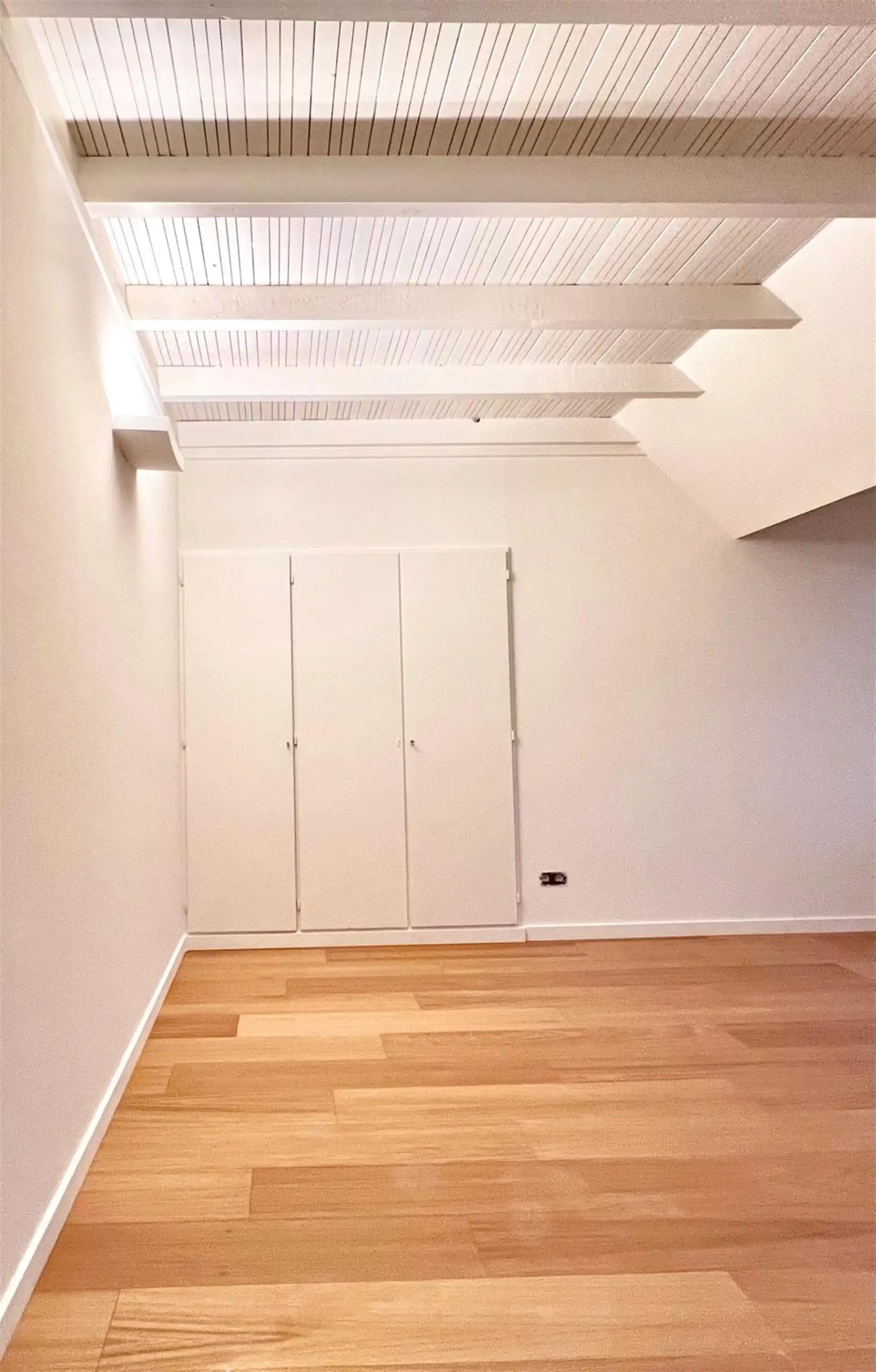 Prachtig gerenoveerde woning op toplocatie aan het Keizersplein in Aalst foto 21