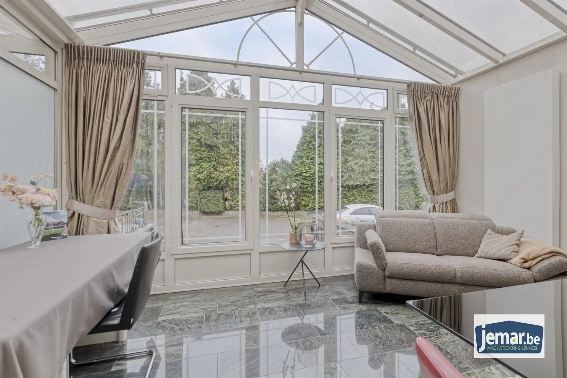 Vrijstaande villa van 306 m² op 17a95ca, gelegen vlak bij Connecterra, de toegangspoort tot het Nationaal Park Hoge Kempen, en op wandelafstand van Maasmechelen Village! foto 8