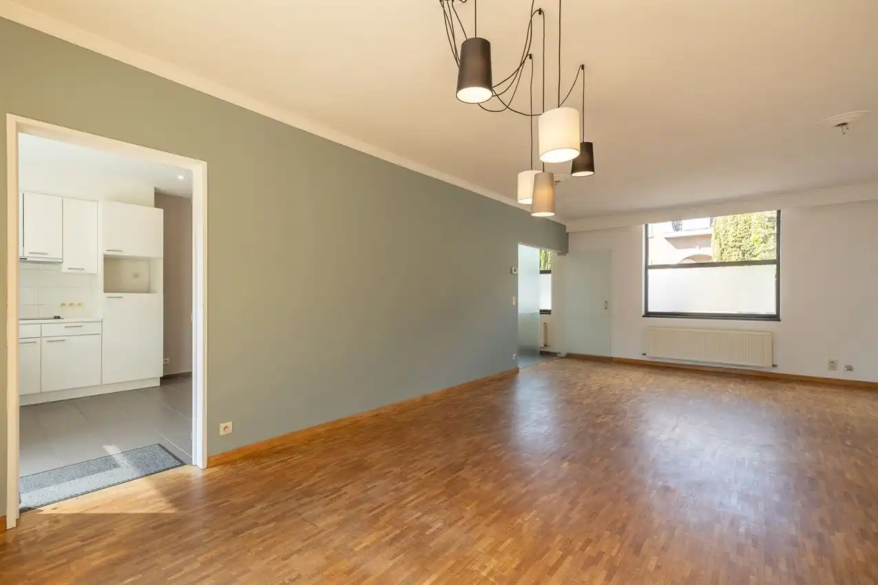 instapklare woning (3 slpk) in oude gemeenteschool foto 13