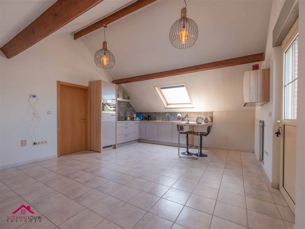 Stijlvol gerenoveerde, vrijstaande woning foto 32