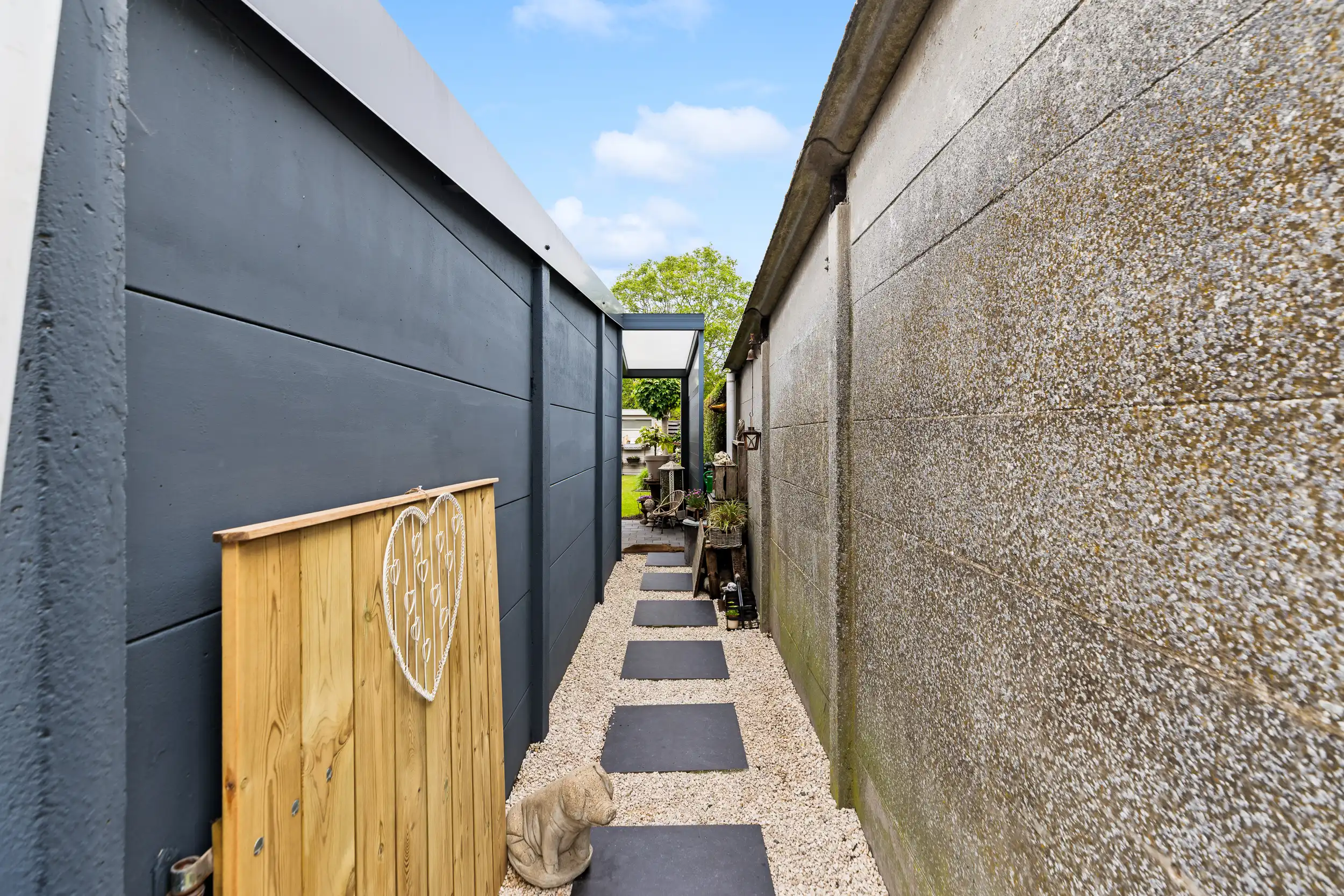 Charmante woning met tuin in Zele foto 13
