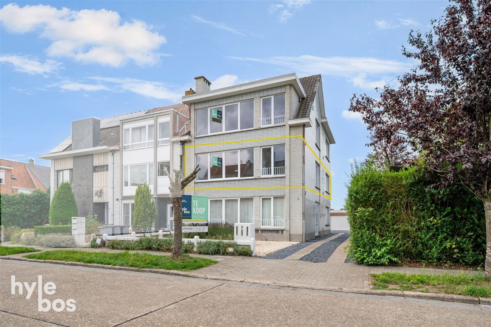 Gerenoveerd appartement met garage in gezellige woonwijk foto 12