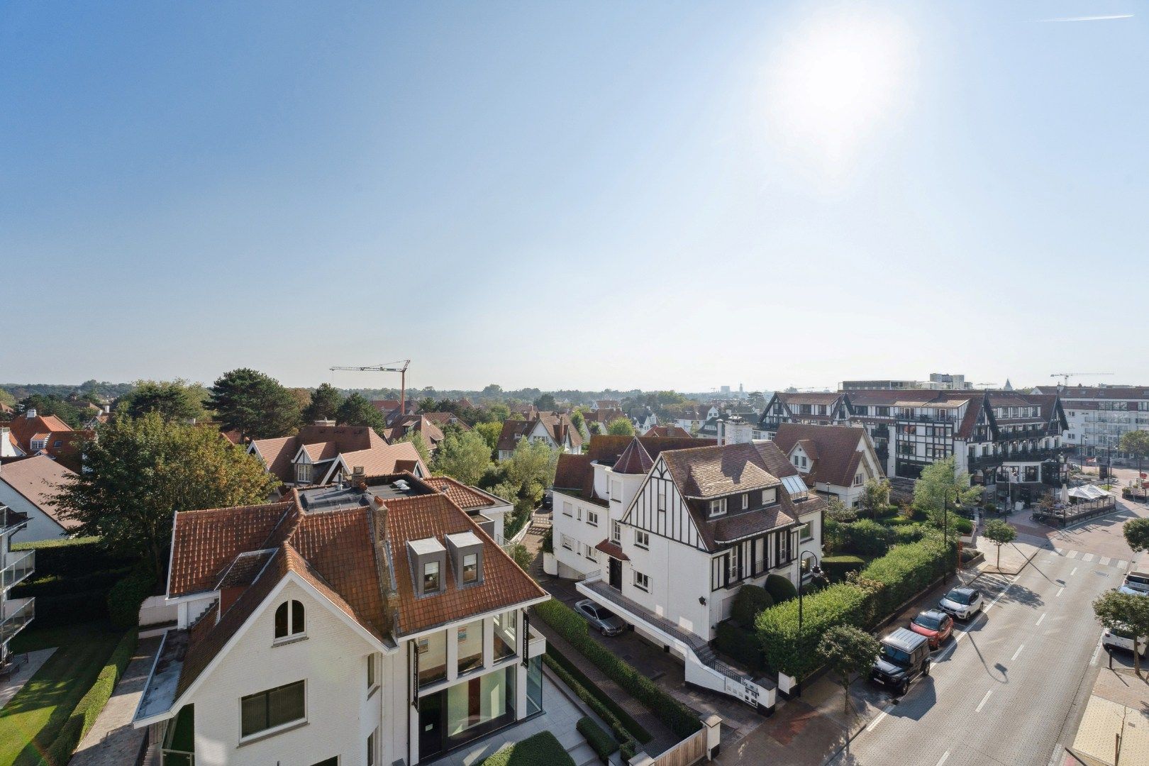 Instapklaar en volledig bemeubeld appartement met prachtig uitzicht in Het Zoute foto 5