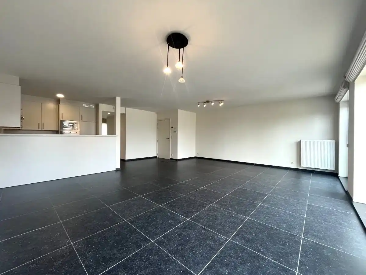 Passendale – Appartement met 2 slaapkamers, terras en garage foto 4
