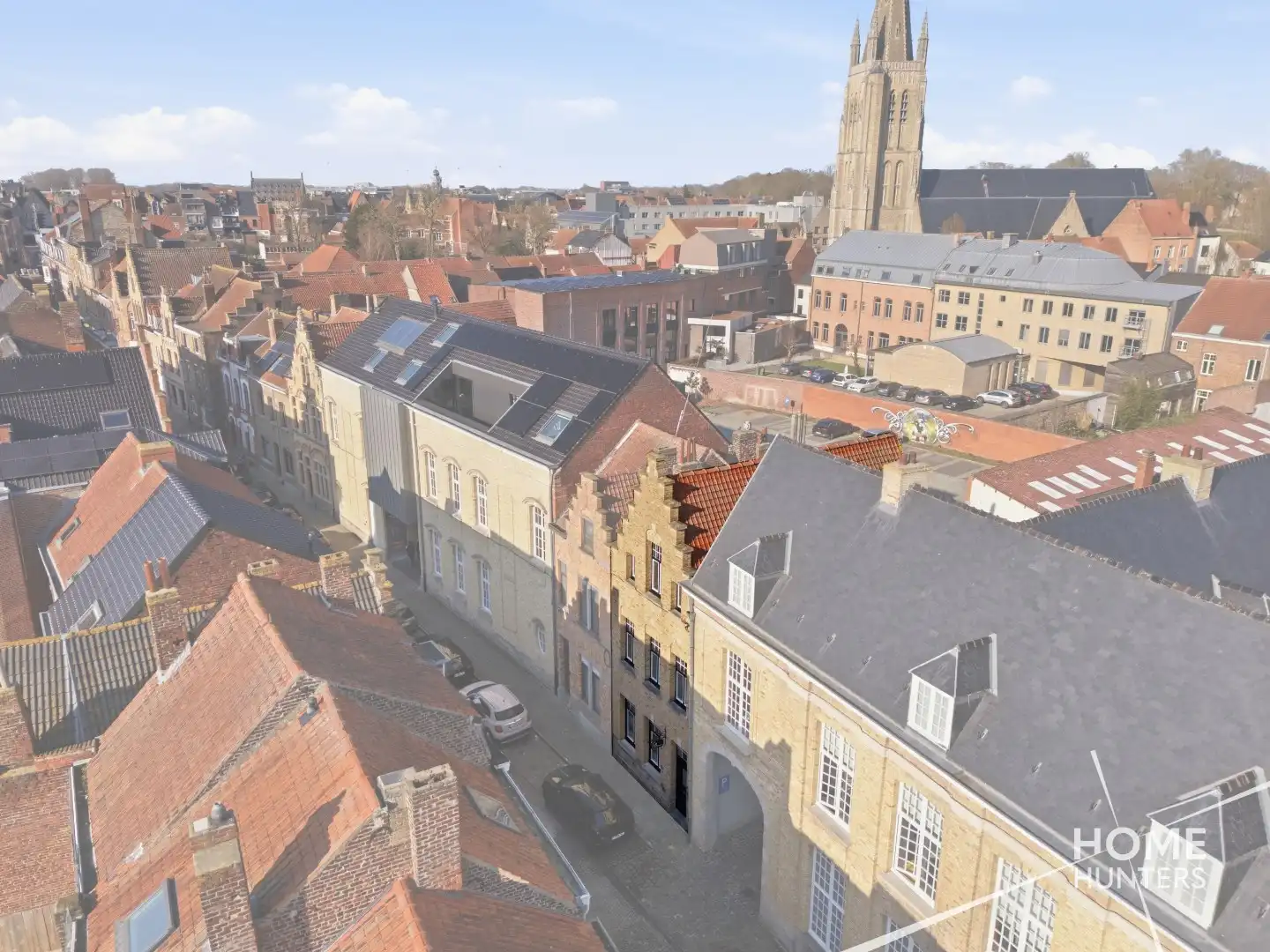 Uniek investeringspand met 3 appartementen, pal in het centrum van Ieper foto 2