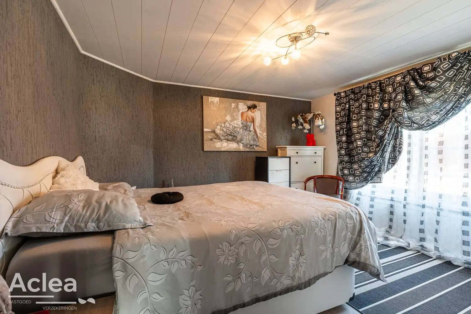Halfopen woning met 3 slaapkamers, garage en leuke tuin in Sleidinge foto 15