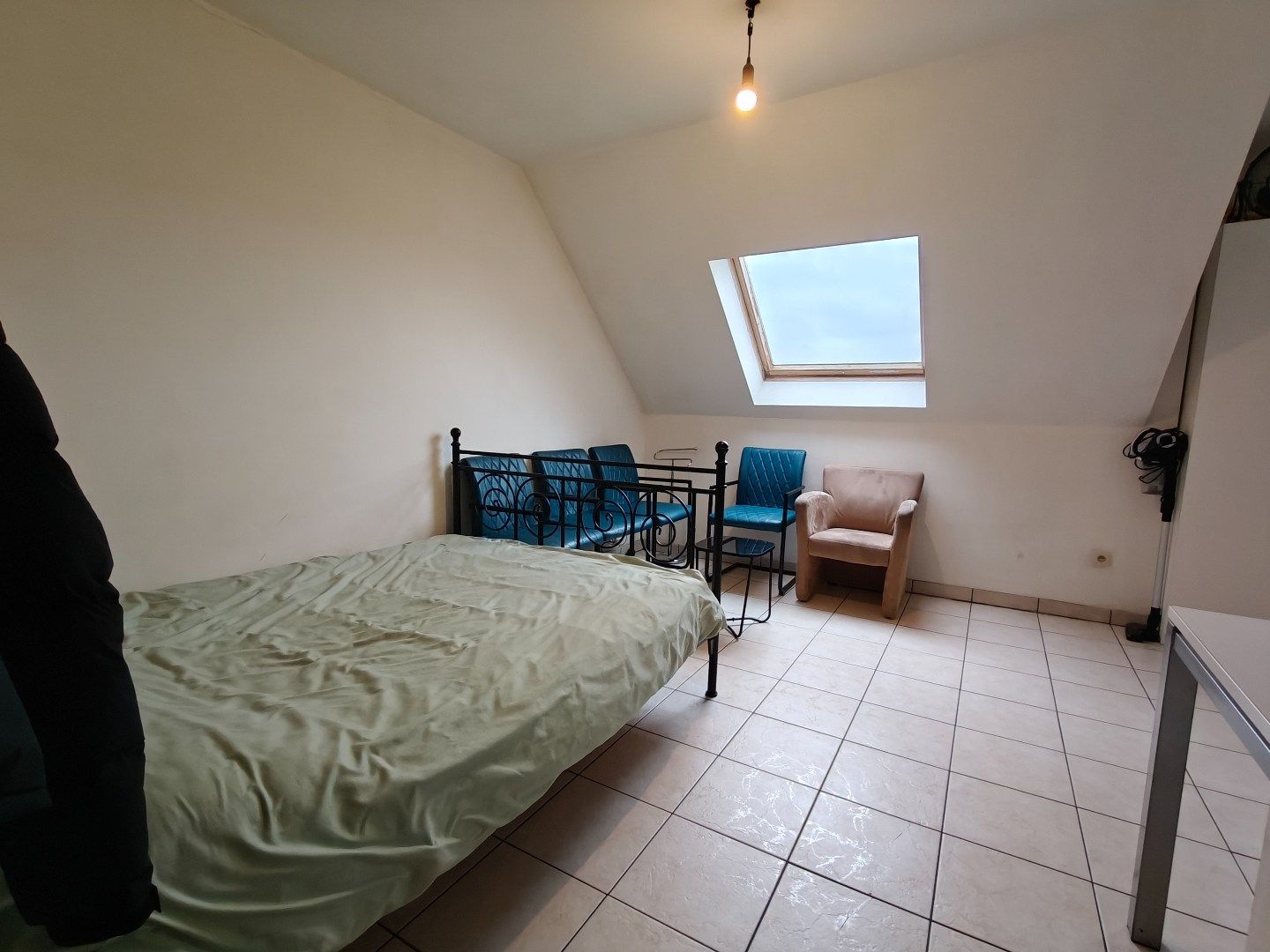 Gezellige studio te huur in het centrum van Lokeren! foto 2