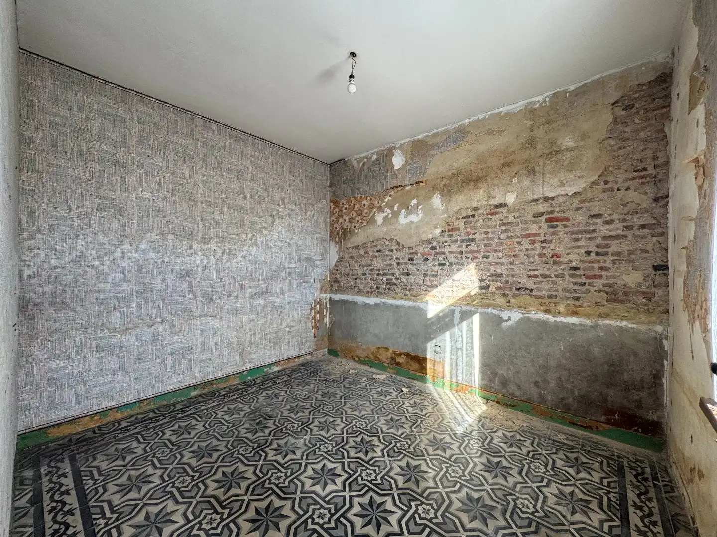 achteringelegen huis op ruim perceel  foto 9