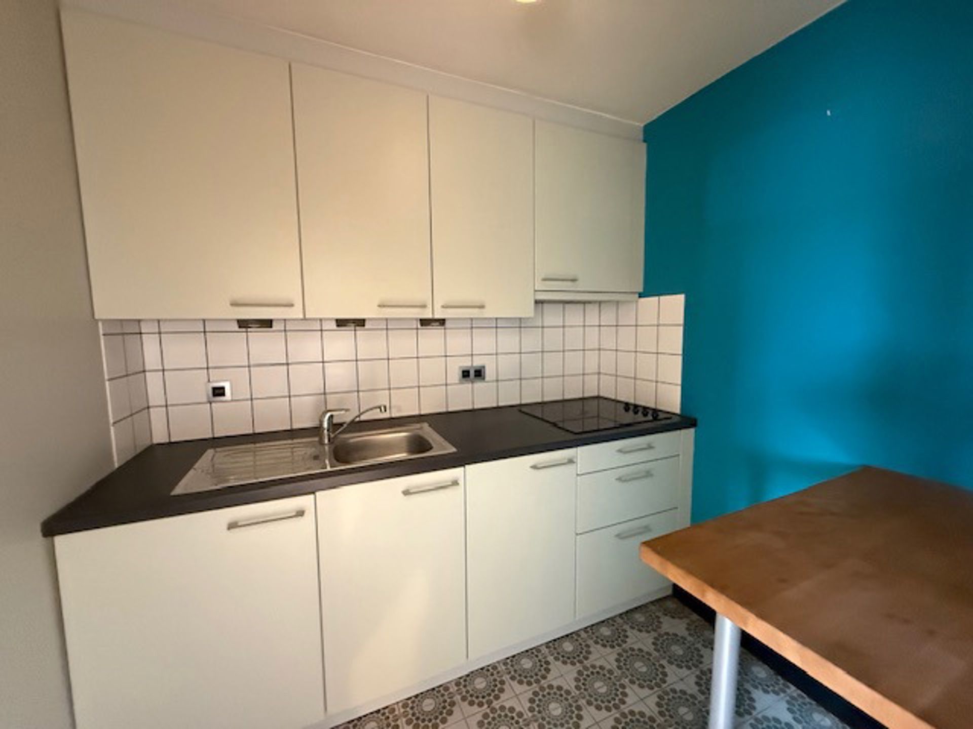 Gunstig gelegen éénslaapkamerappartement te Kessel-Lo foto 9