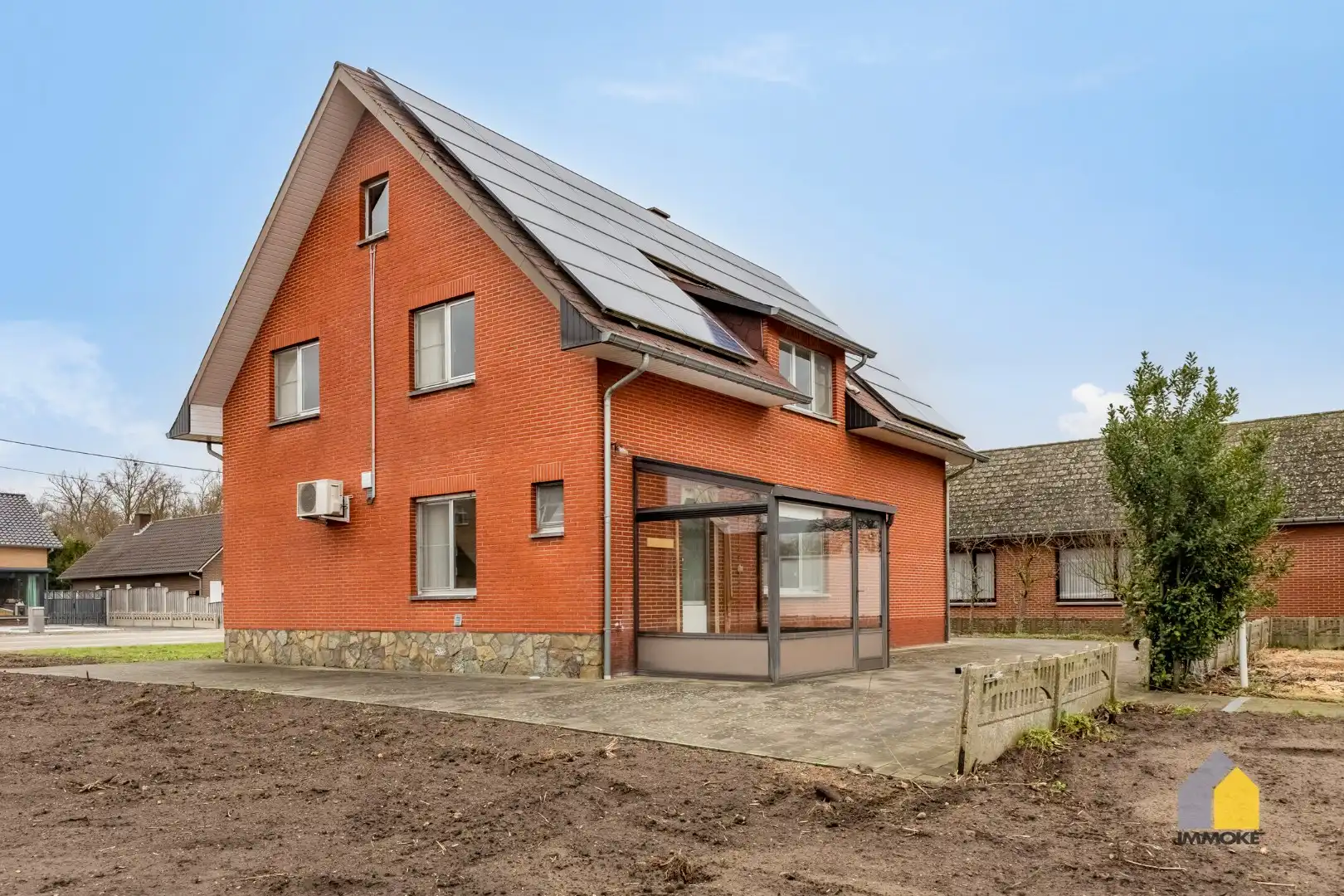 Neeroeteren: Op te frissen, vrijstaande woning op 8 a 53 ca met 5 slpks. foto 34