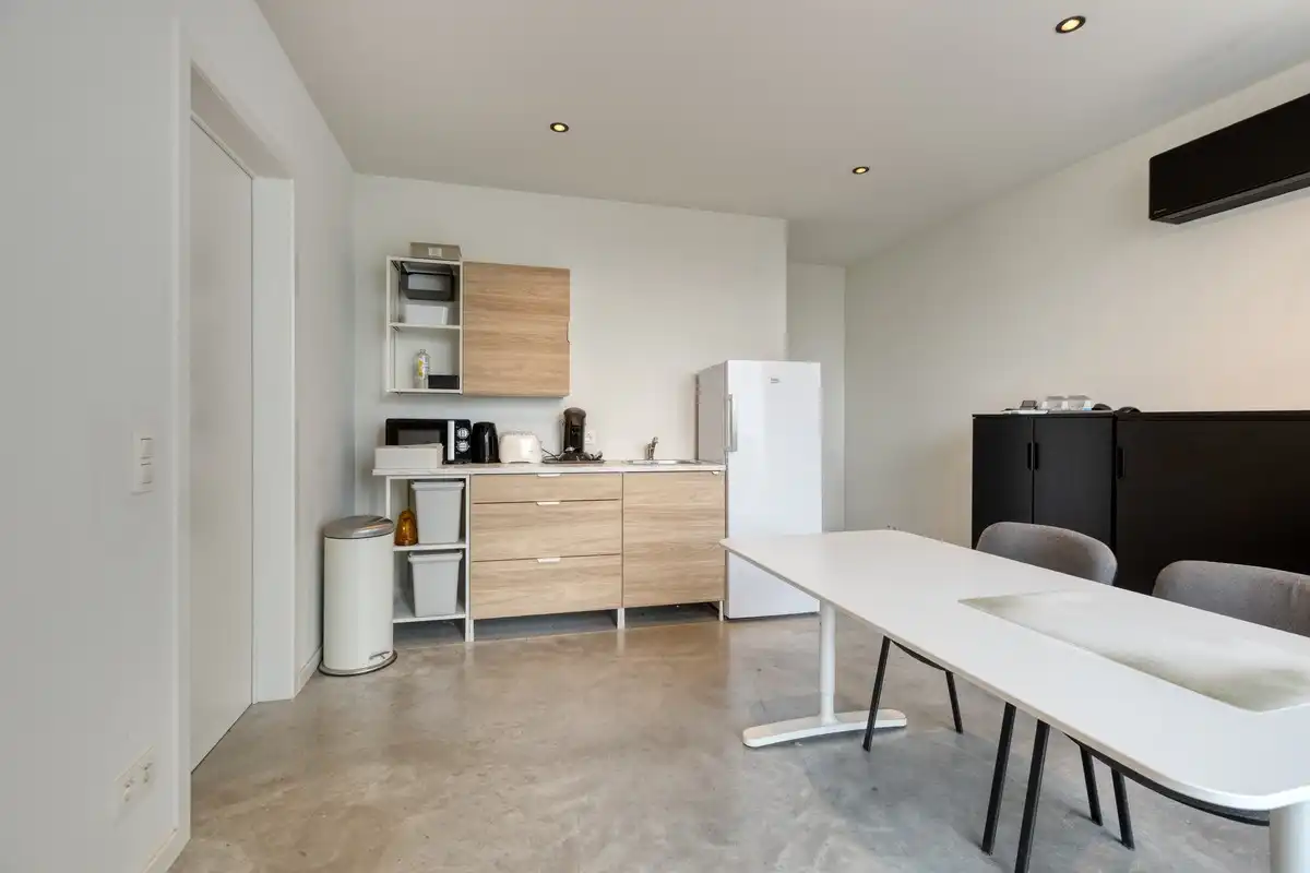 Recente KMO-unit nabij de E313 foto 8