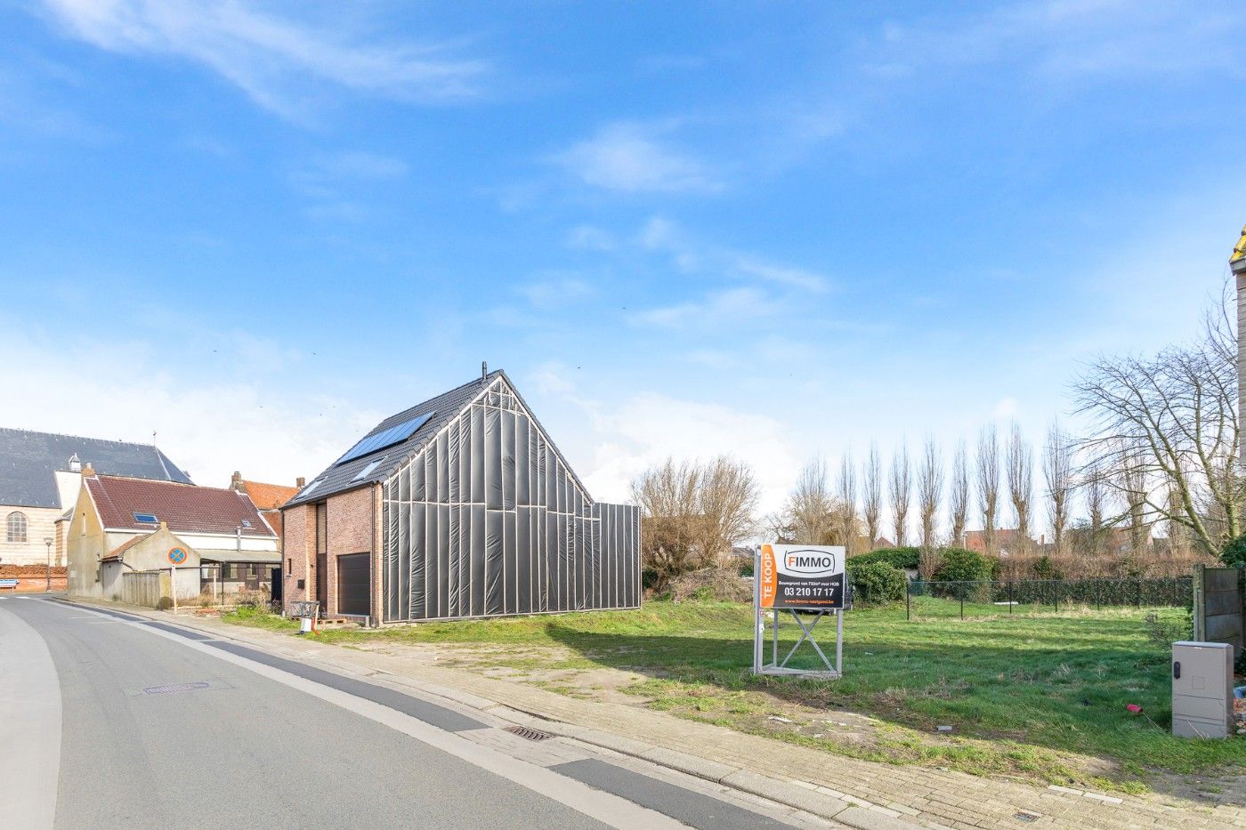 Goed gelegen bouwgrond van 733 m² in het centrum van Zandvliet foto 18