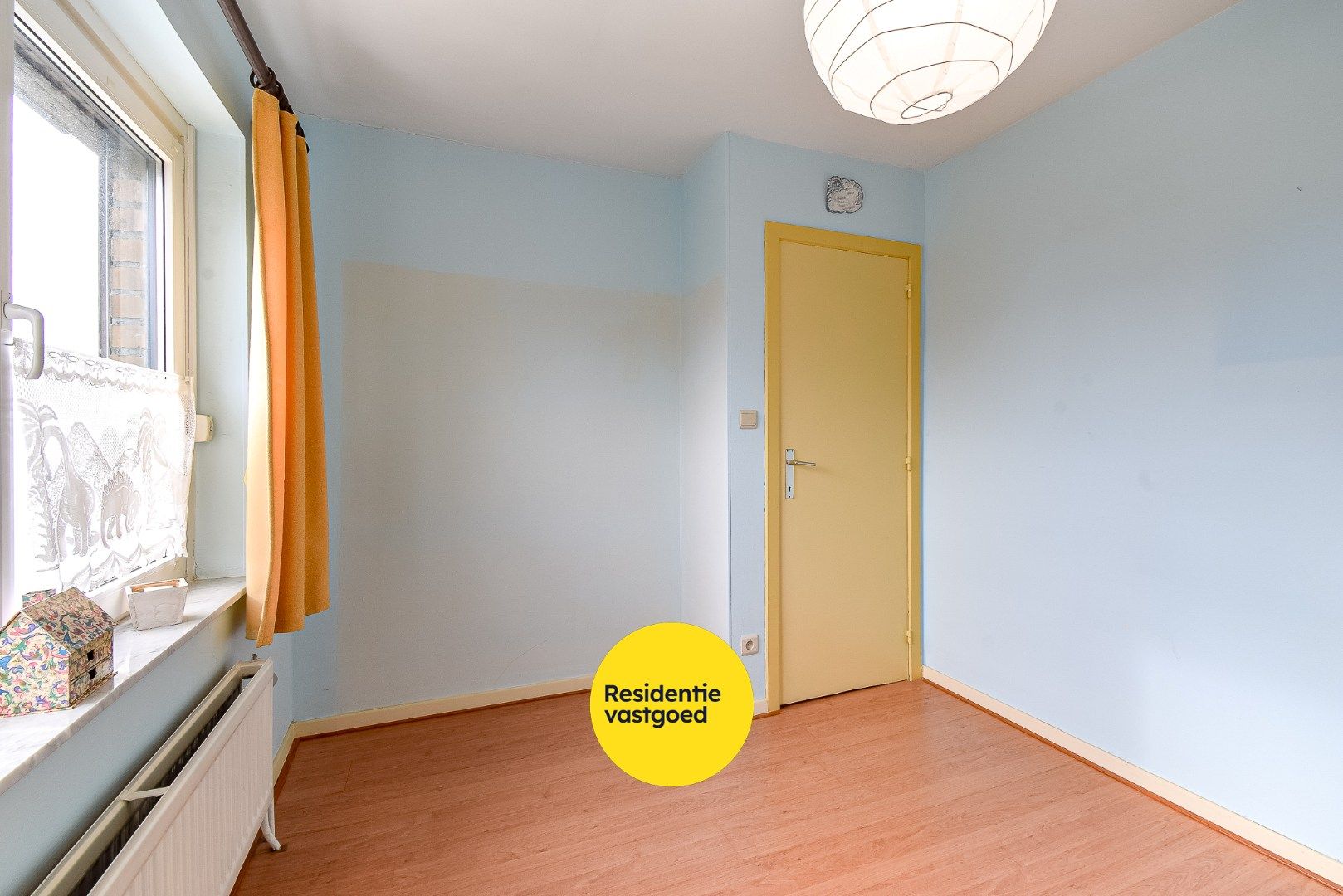 Ruim te renoveren villa op rustige ligging foto 15