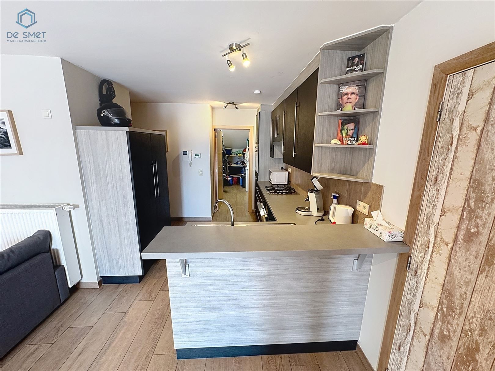 Instapklaar bemeubeld en Energiezuinig Appartement met 1 Slaapkamer, Terras, Berging én Staanplaats in Geraardsbergen foto 6