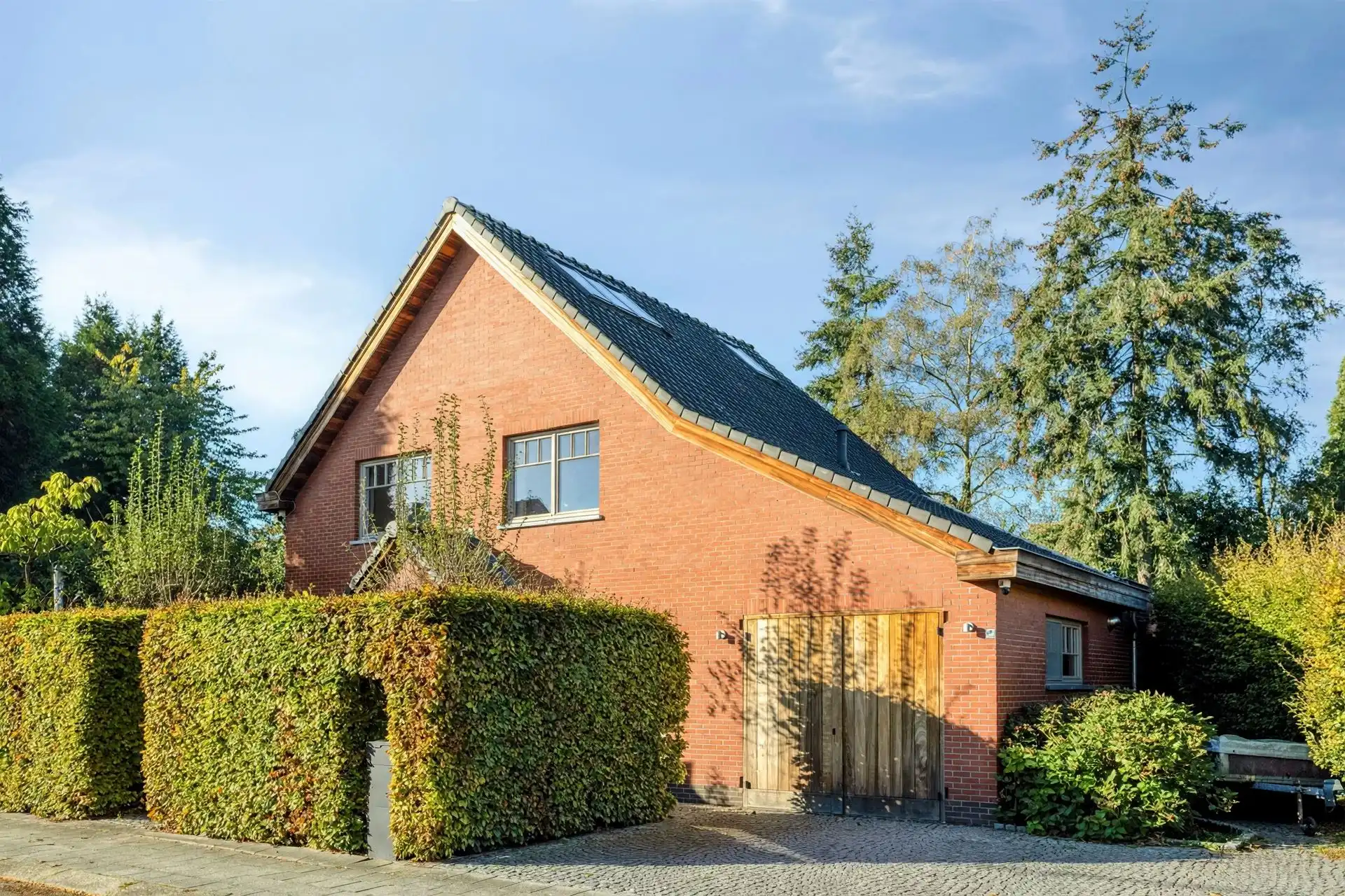 Prachtig gerenoveerde woning op een centrale ligging! foto 2