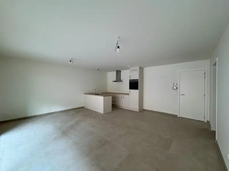 Gelijkvloers nieuwbouwappartement met 3 slaapkamers + terras foto 3