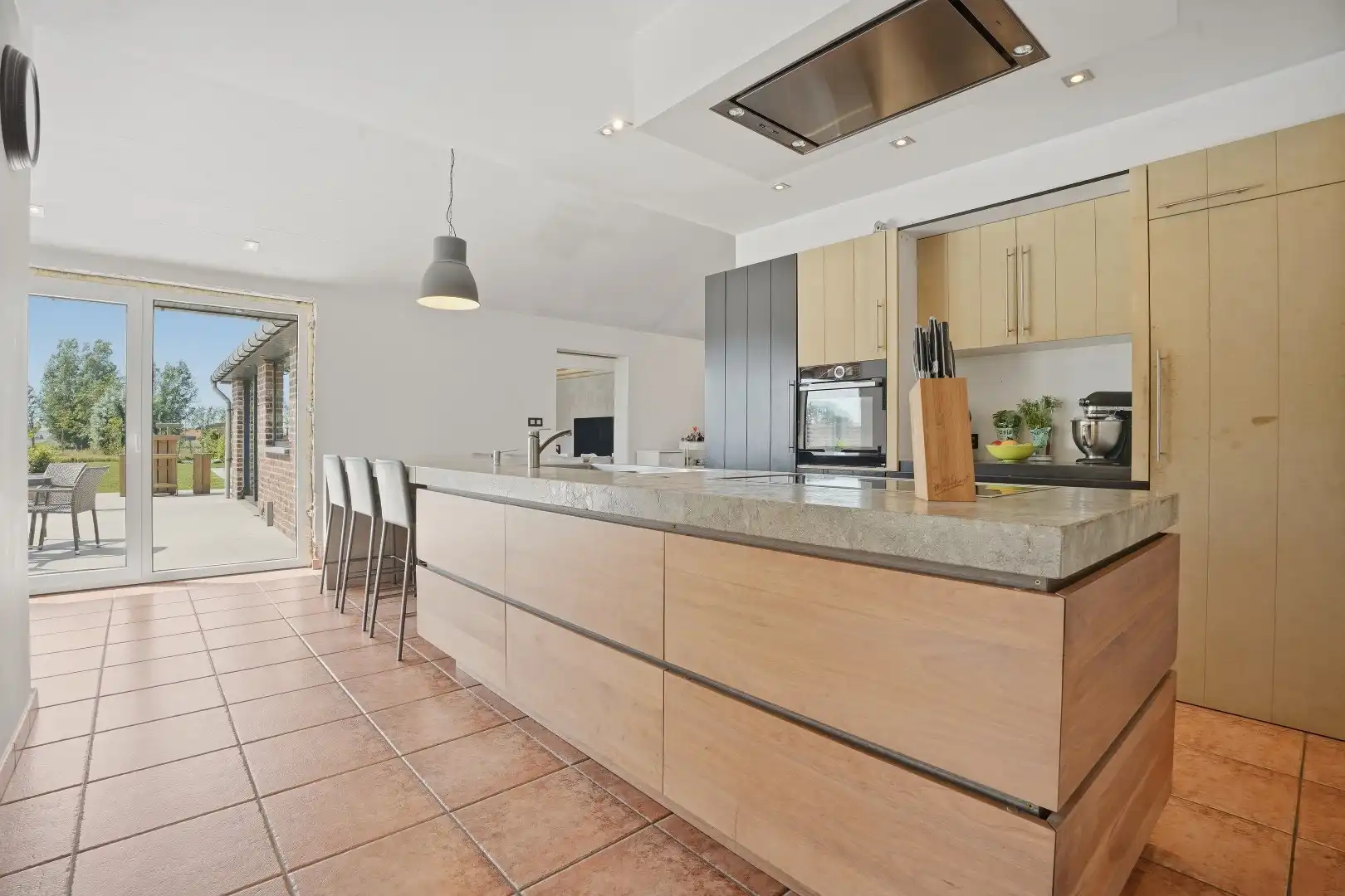 Instapklare open bebouwing met 5 slaapkamers op 1919m² te Merkem. foto 8