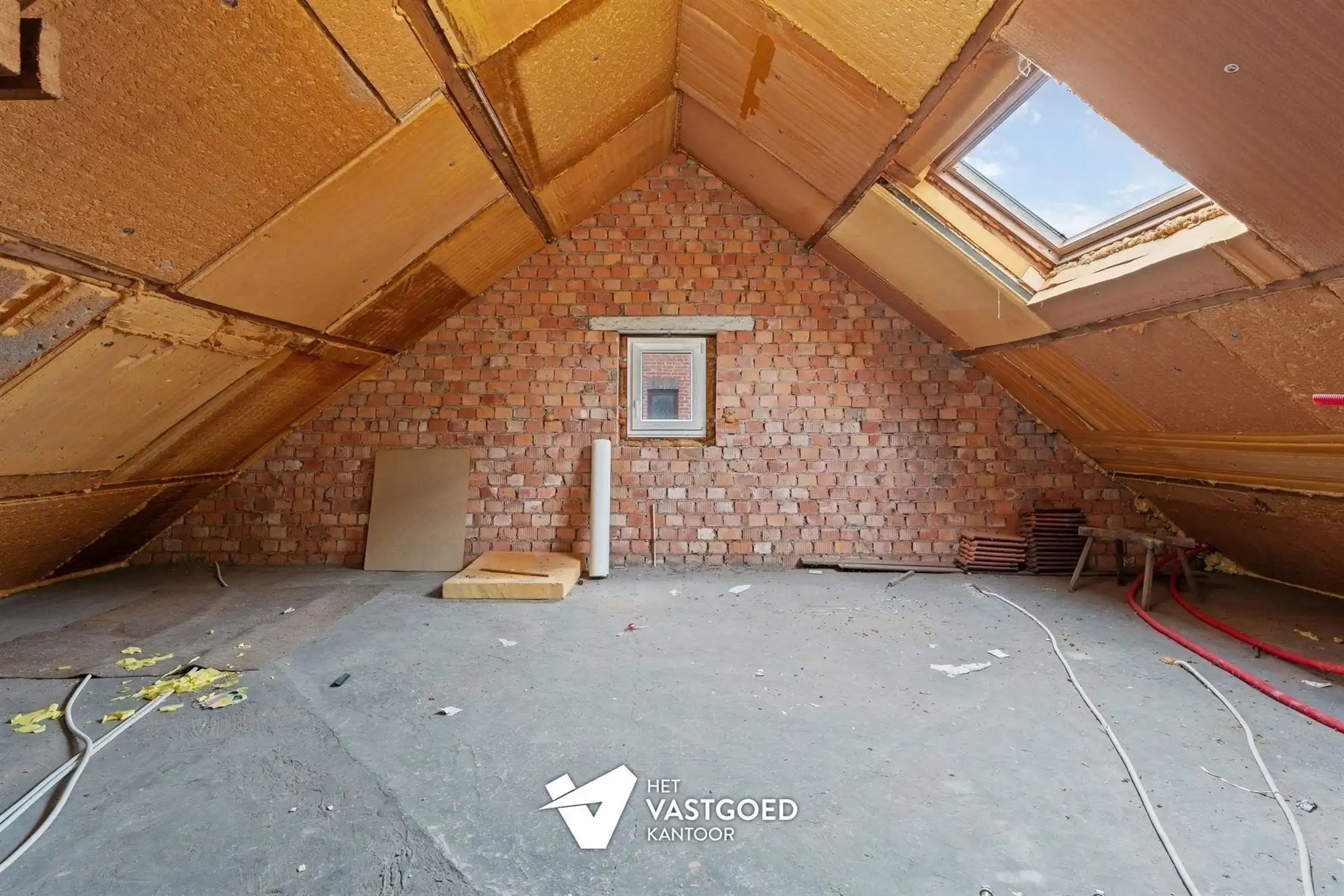 VOLLEDIG GERENOVEERDE WONING OP IDEALE LIGGING foto 21