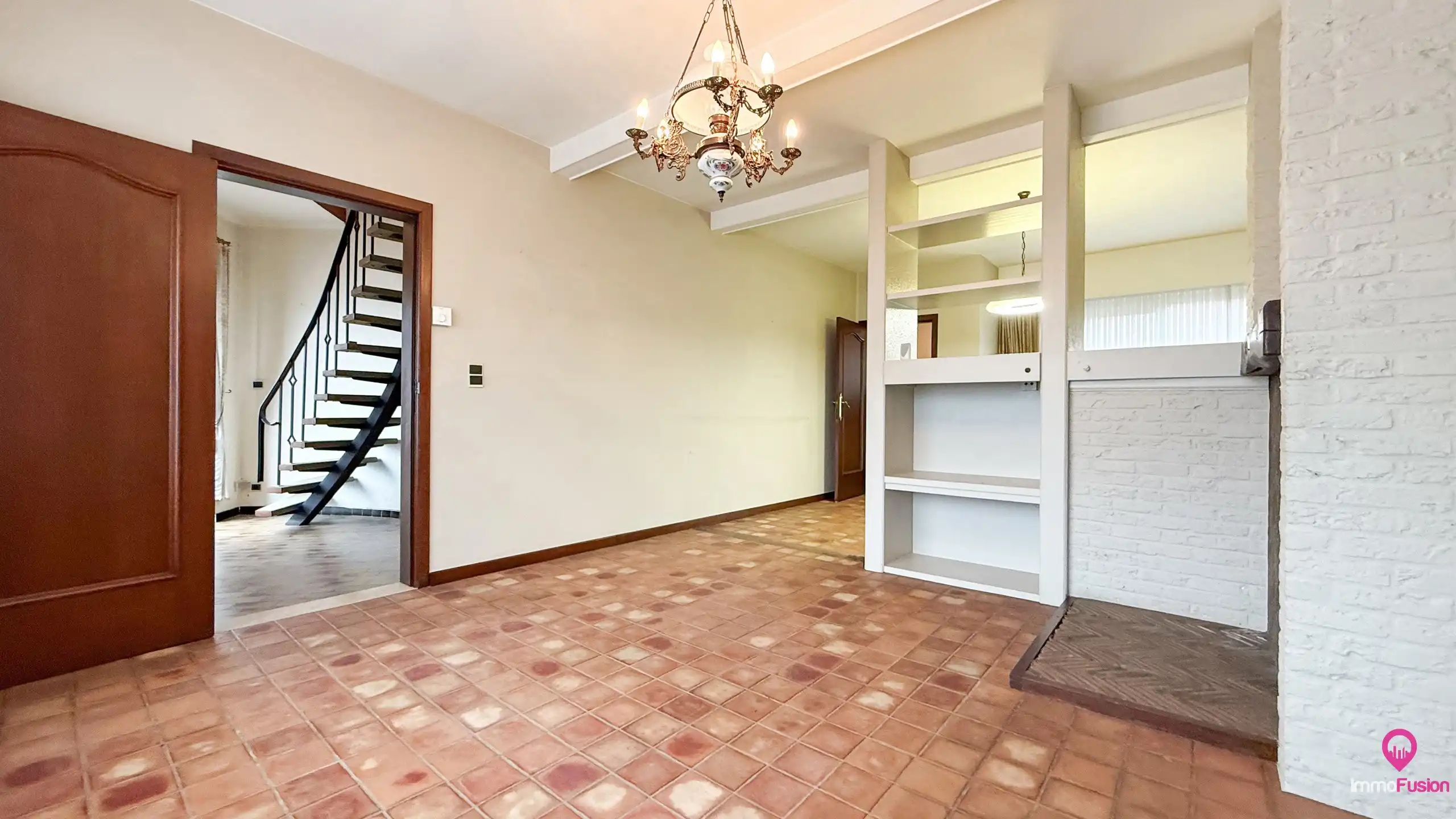 Woon- en handelswoning met 5 slaapkamers in Heusden-Zolder foto 3