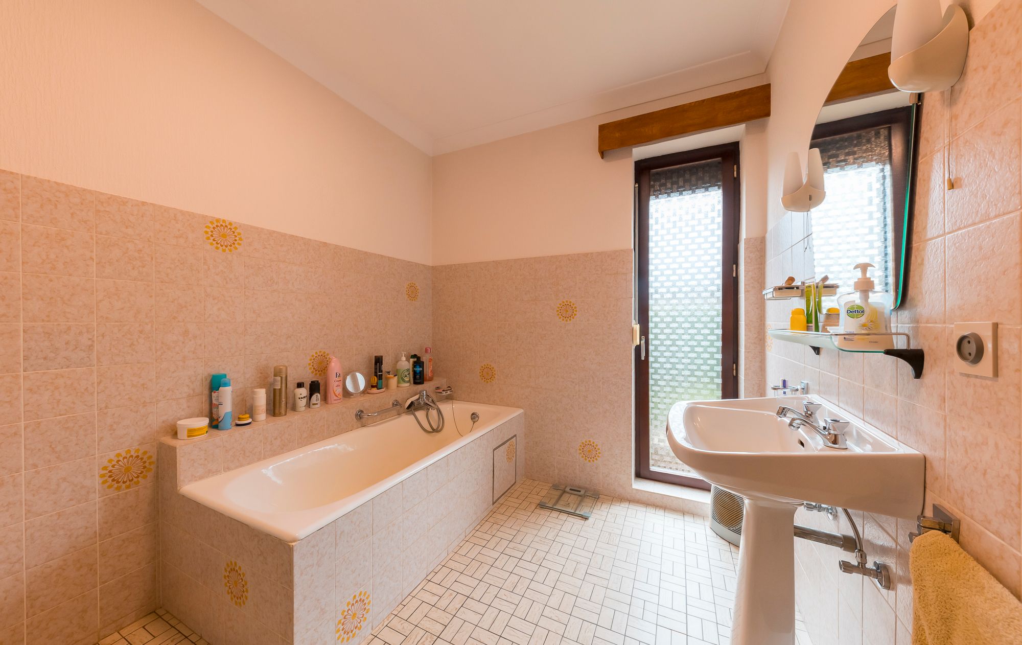 TE KOOP: Zeer goed onderhouden woning op perceel van 9a 06ca in Gerdingen (Bree) foto 18